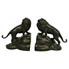19th Century Pair of Japanese Bronze Lions Bookends, Meiji Period