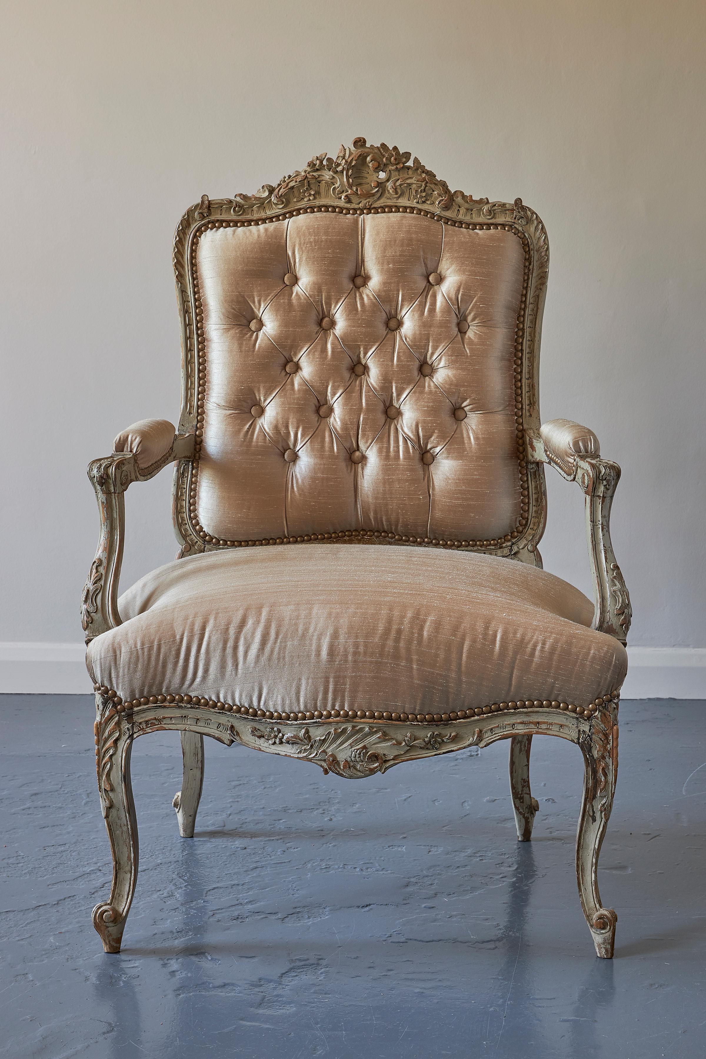 Silk 19th Century Pair of Louis XV Style Chairs For Sale
