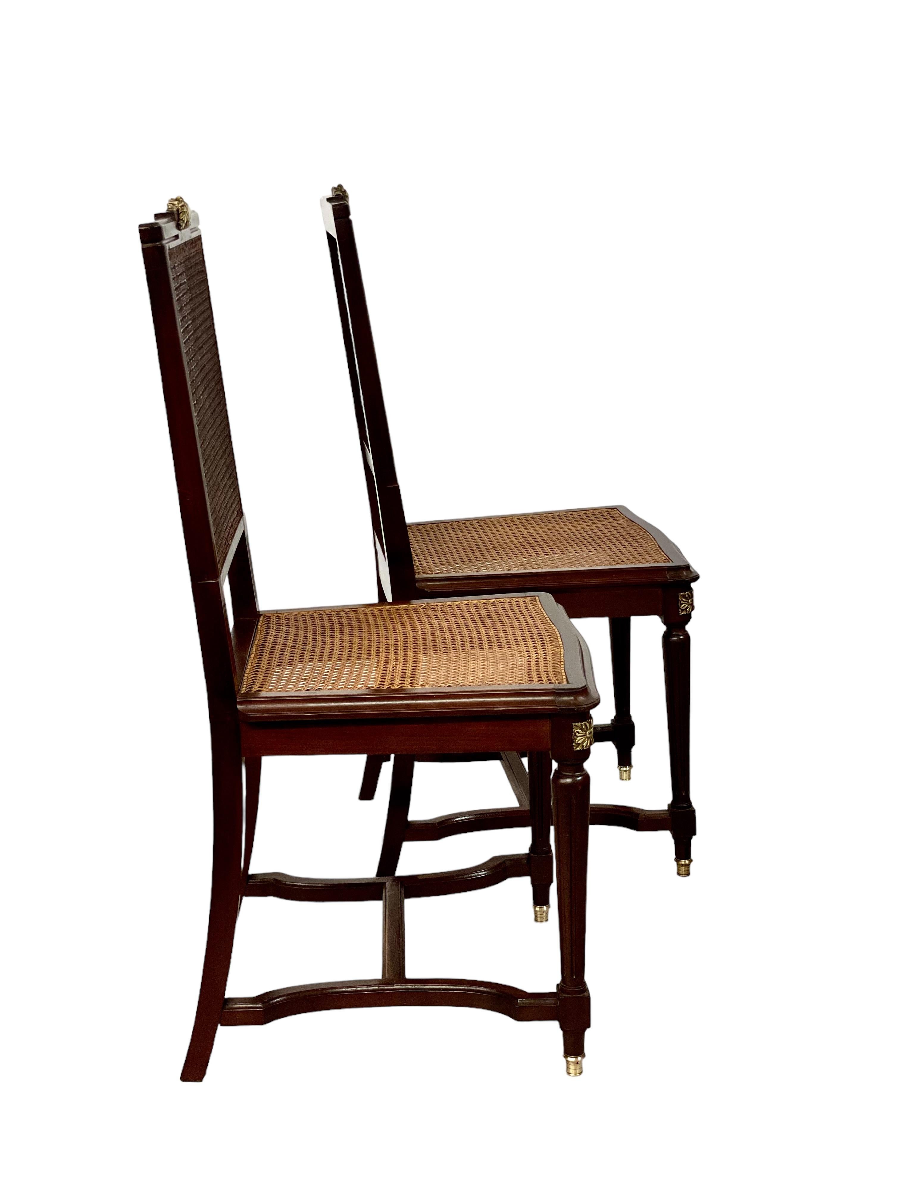 XIXe siècle Paire de chaises d'appoint cannées de style Louis XVI du 19ème siècle en vente