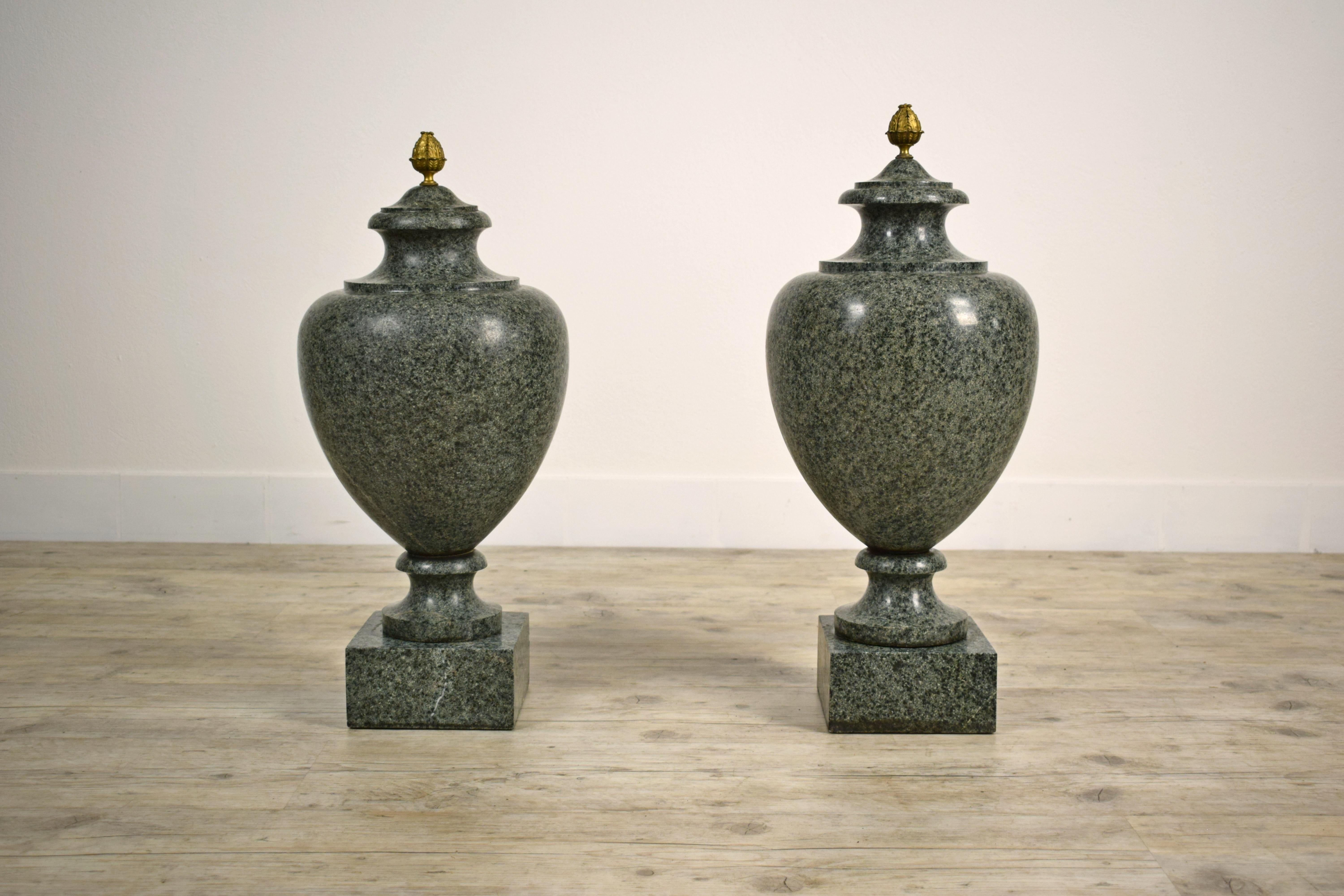 19th Century, Pair of Louis XVI Style Green Granite Vases For Sale 10