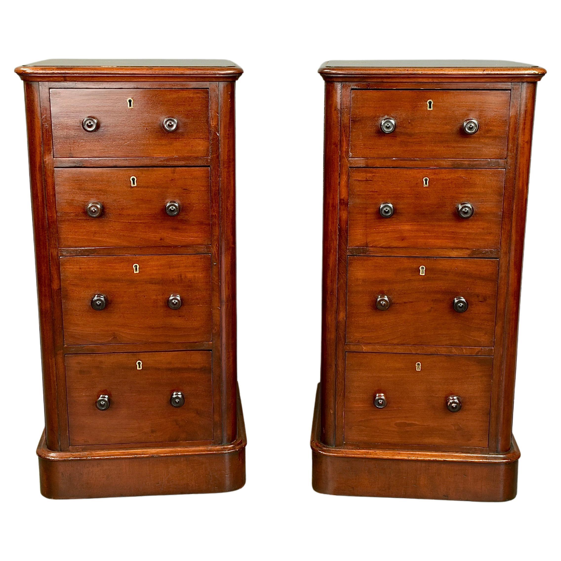 19th century pair of mahogany bedside chests of drawers  For Sale