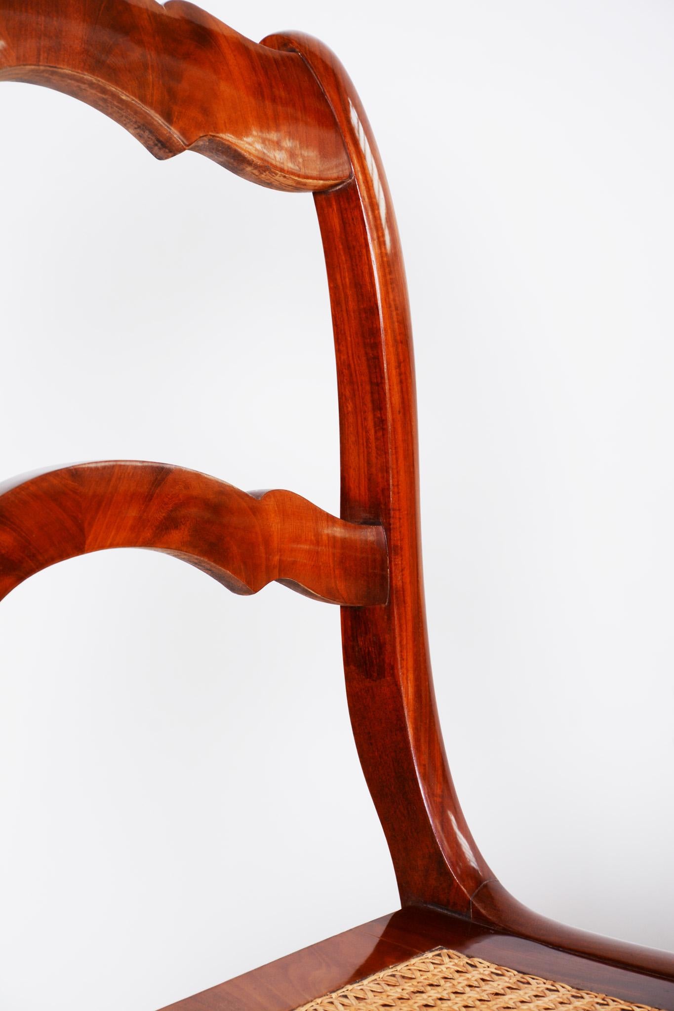 19th Century Pair of Mahogany German Biedermeier Chairs, New Wickerwork Pedig For Sale 1