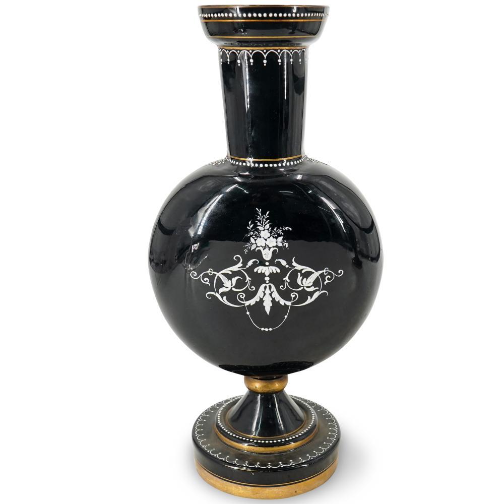 Verre Paire de vases MARY GREGORY du 19ème siècle avec scènes d'amis en vente