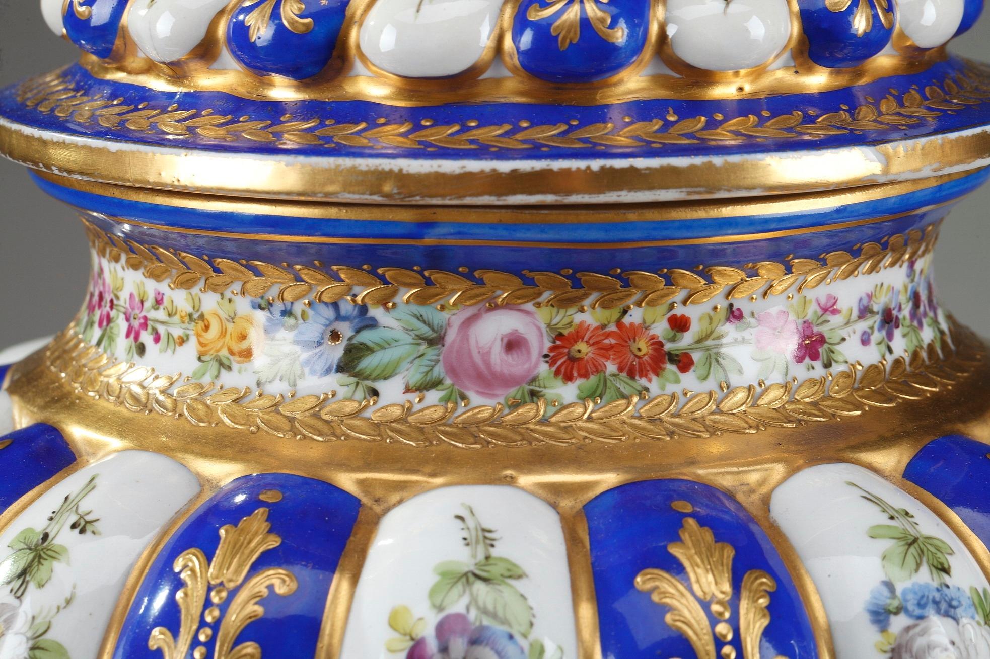 19th Century Pair of Monumental Porcelain Antique Vases in Sevres Taste In Good Condition In Paris, FR
