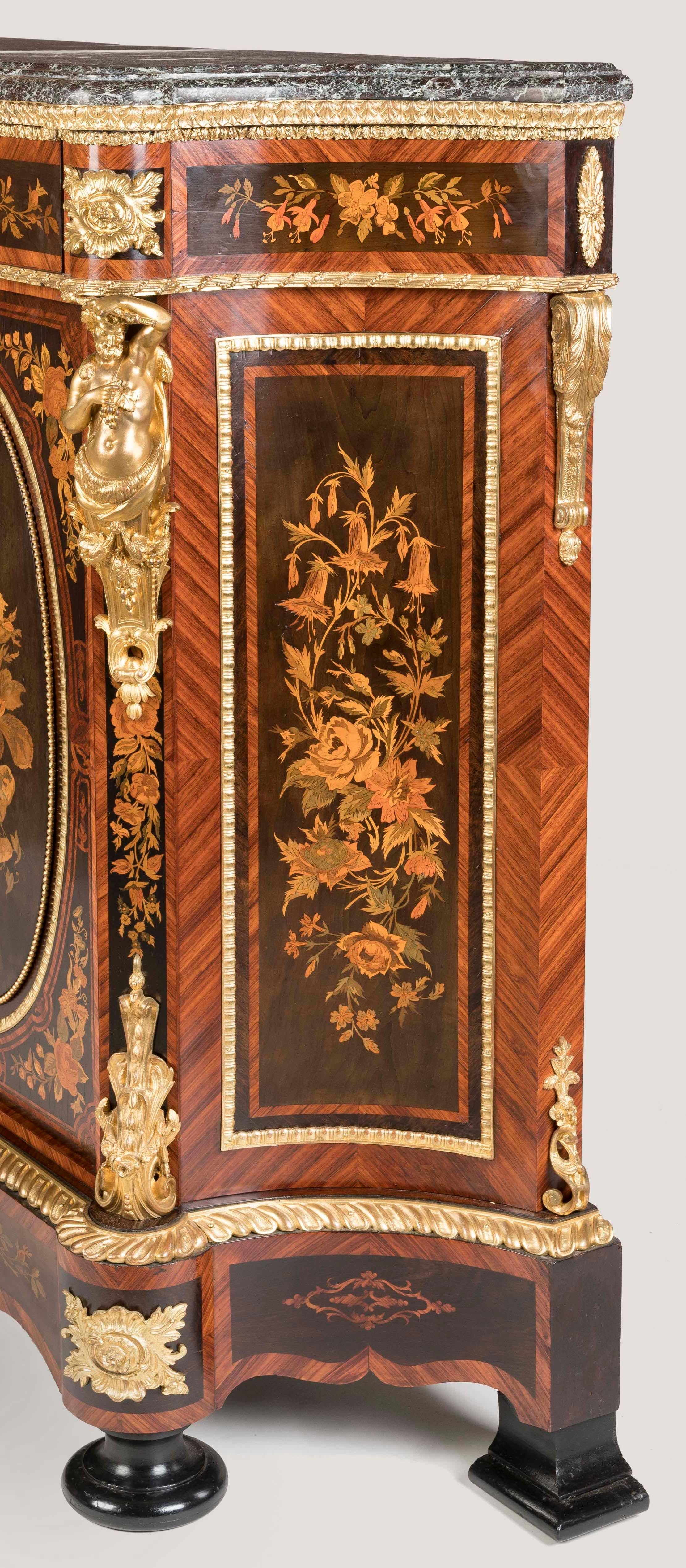 19th century pair of Napoleon III floral marquetry cabinets with marble tops In Good Condition For Sale In London, GB