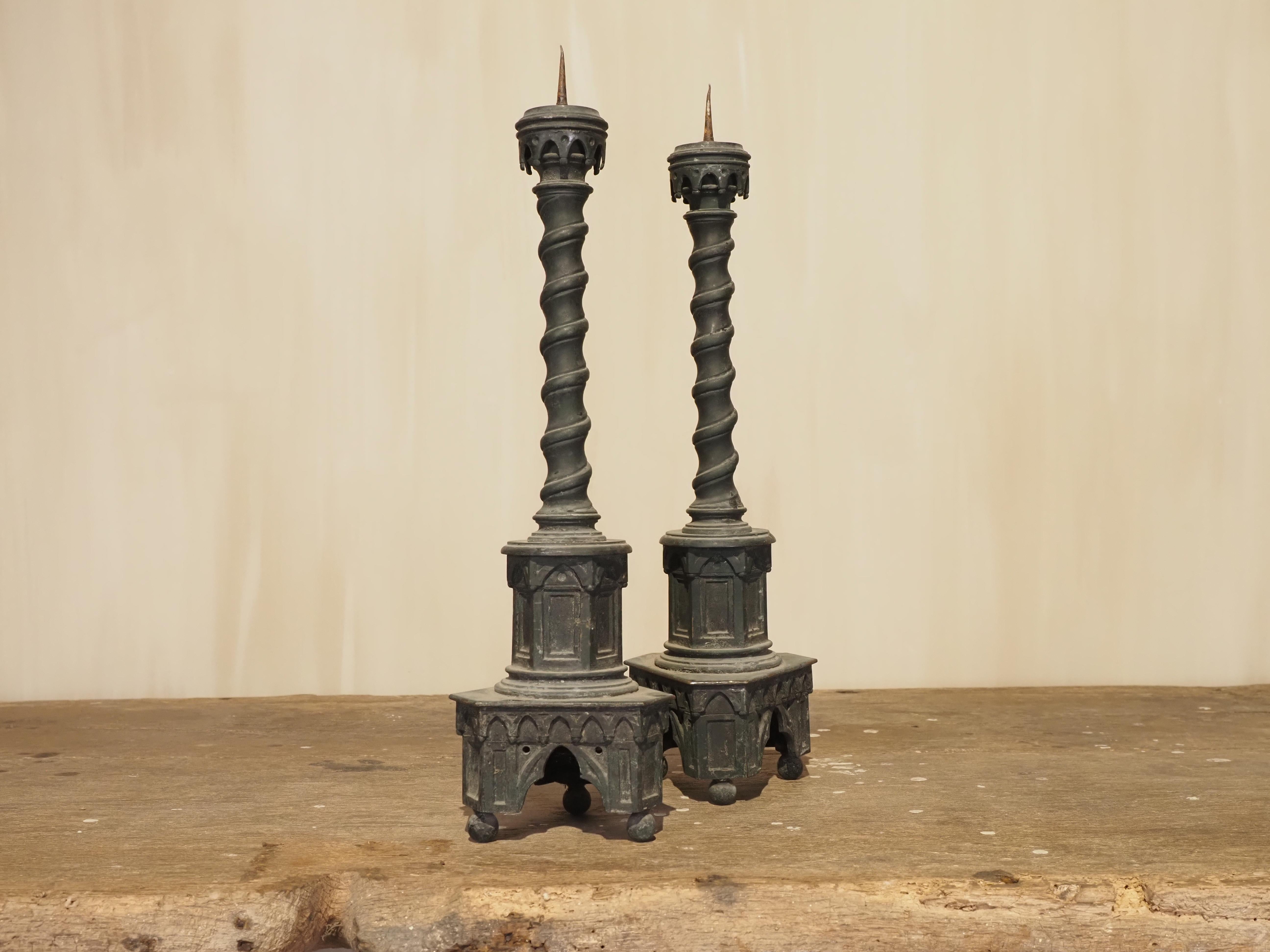 19th Century pair of Neo-Gothic candlesticks For Sale 4