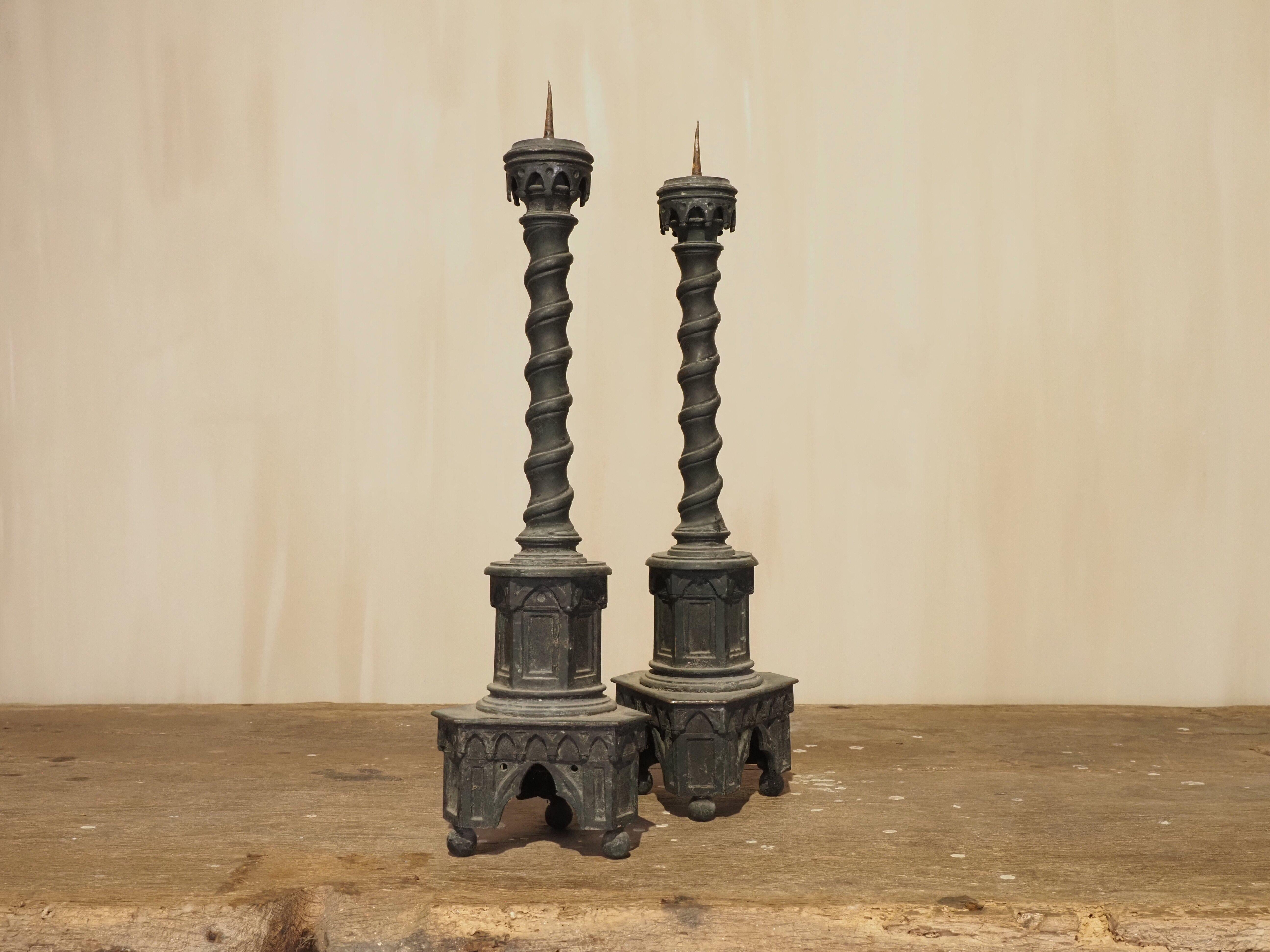 19th Century pair of Neo-Gothic candlesticks For Sale 1