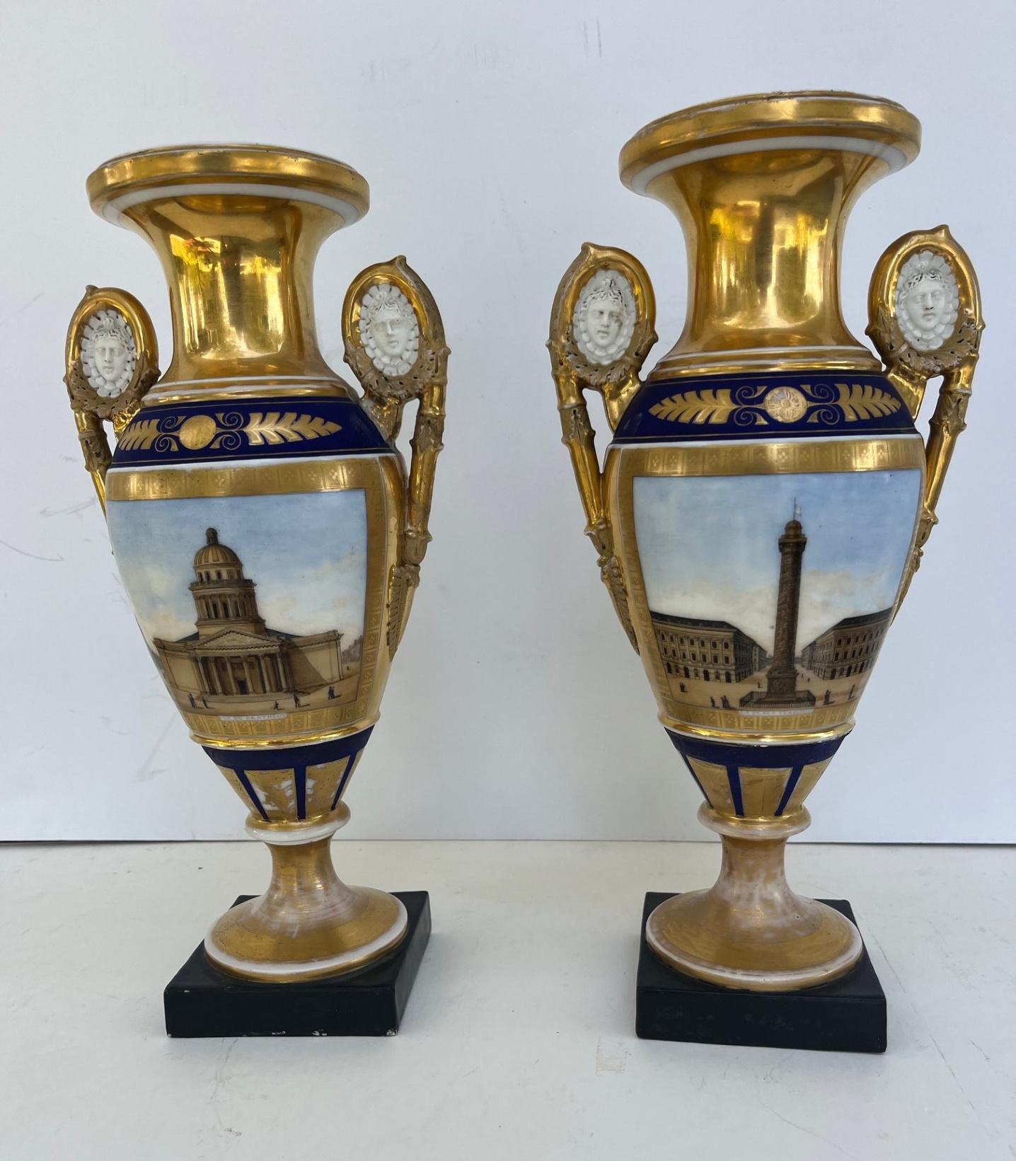 19th Century Pair of Paris Two Handled Vases in Gold and Cobalt Blue. In Good Condition For Sale In Vero Beach, FL