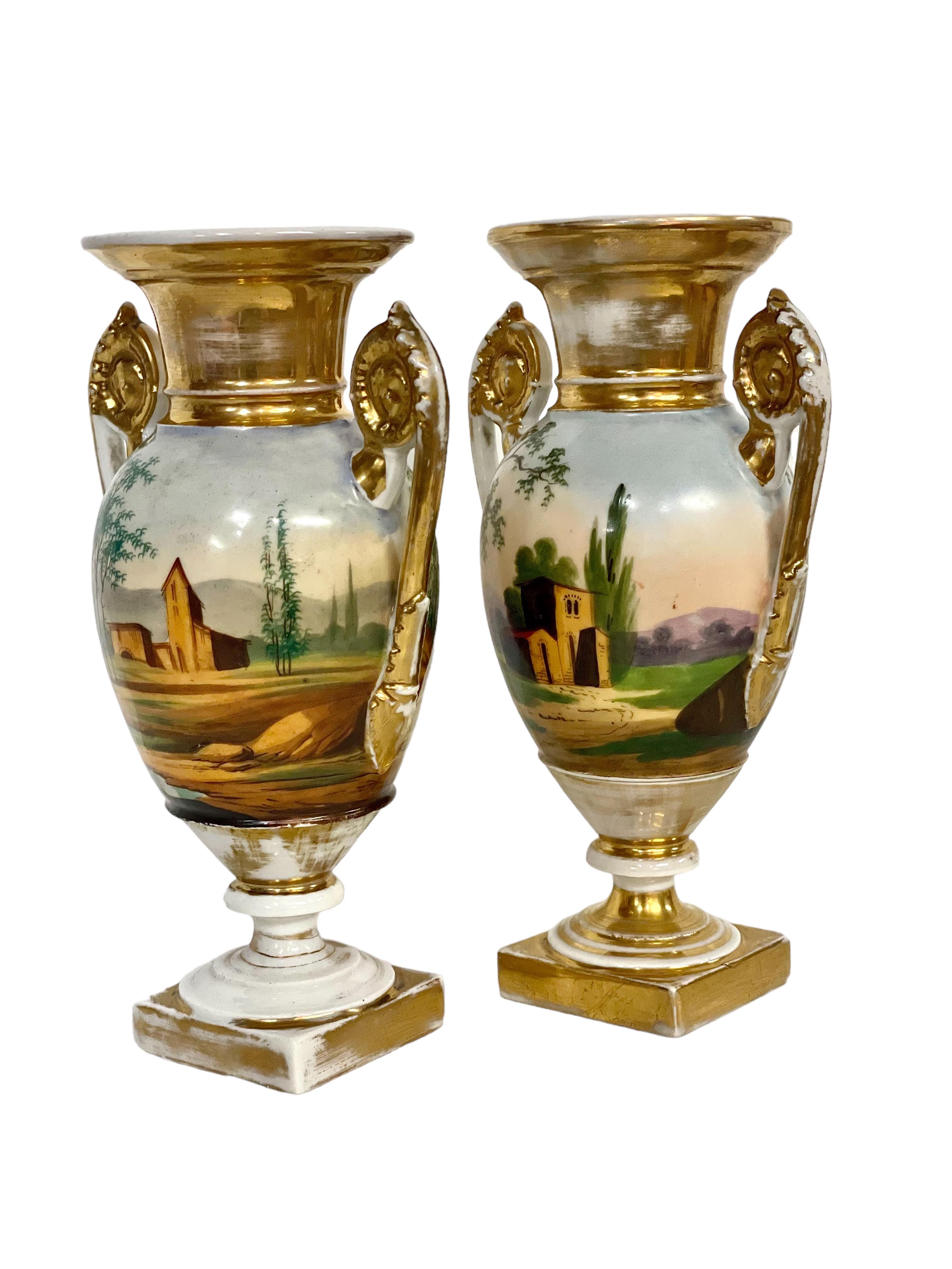 Gilt 19th Century Pair of Hand-Painted Paris Porcelain Urns  For Sale