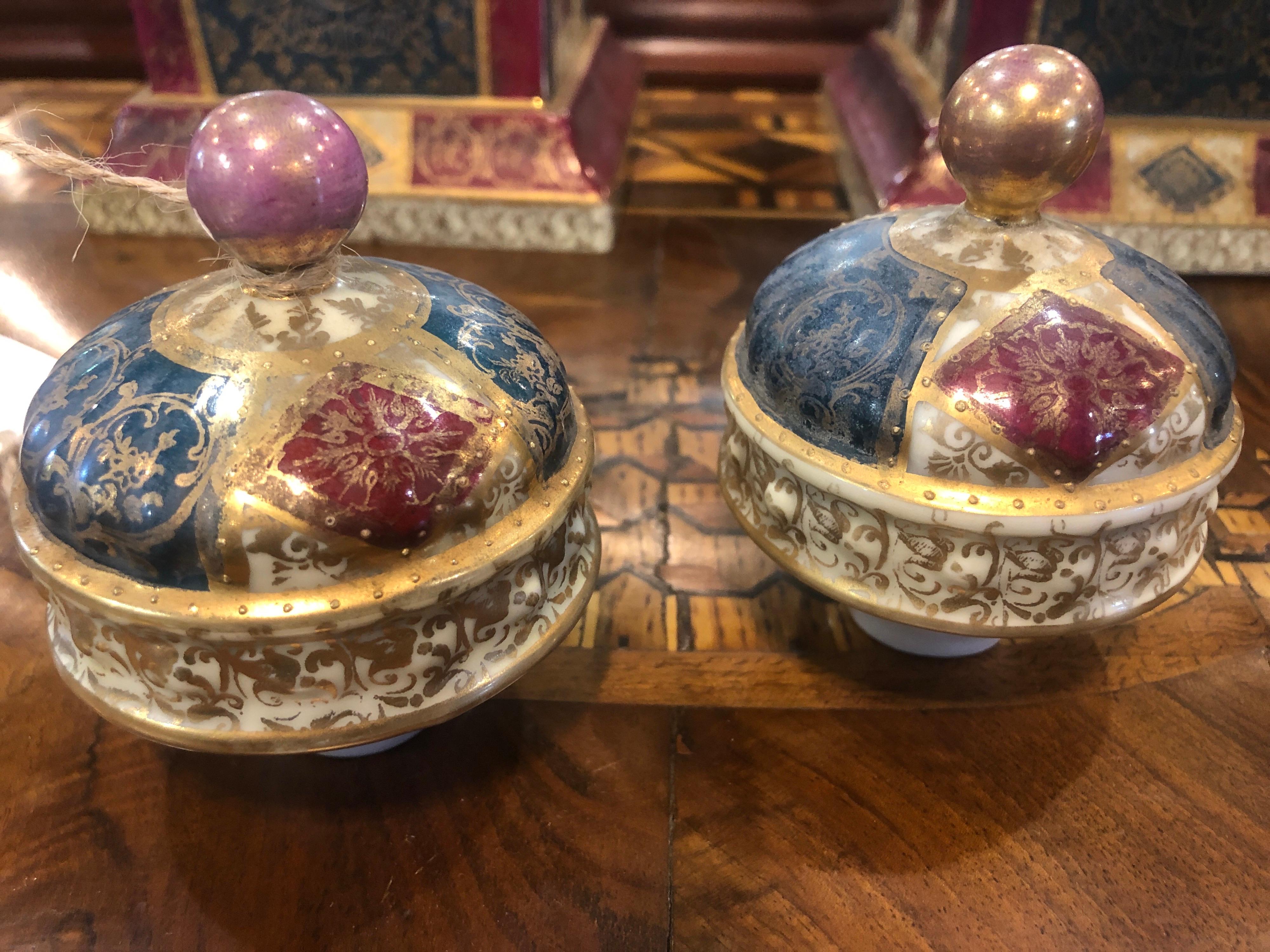 19th Century Pair of Porcelain Painted and Gilded Vienna Vases, 1880s 6