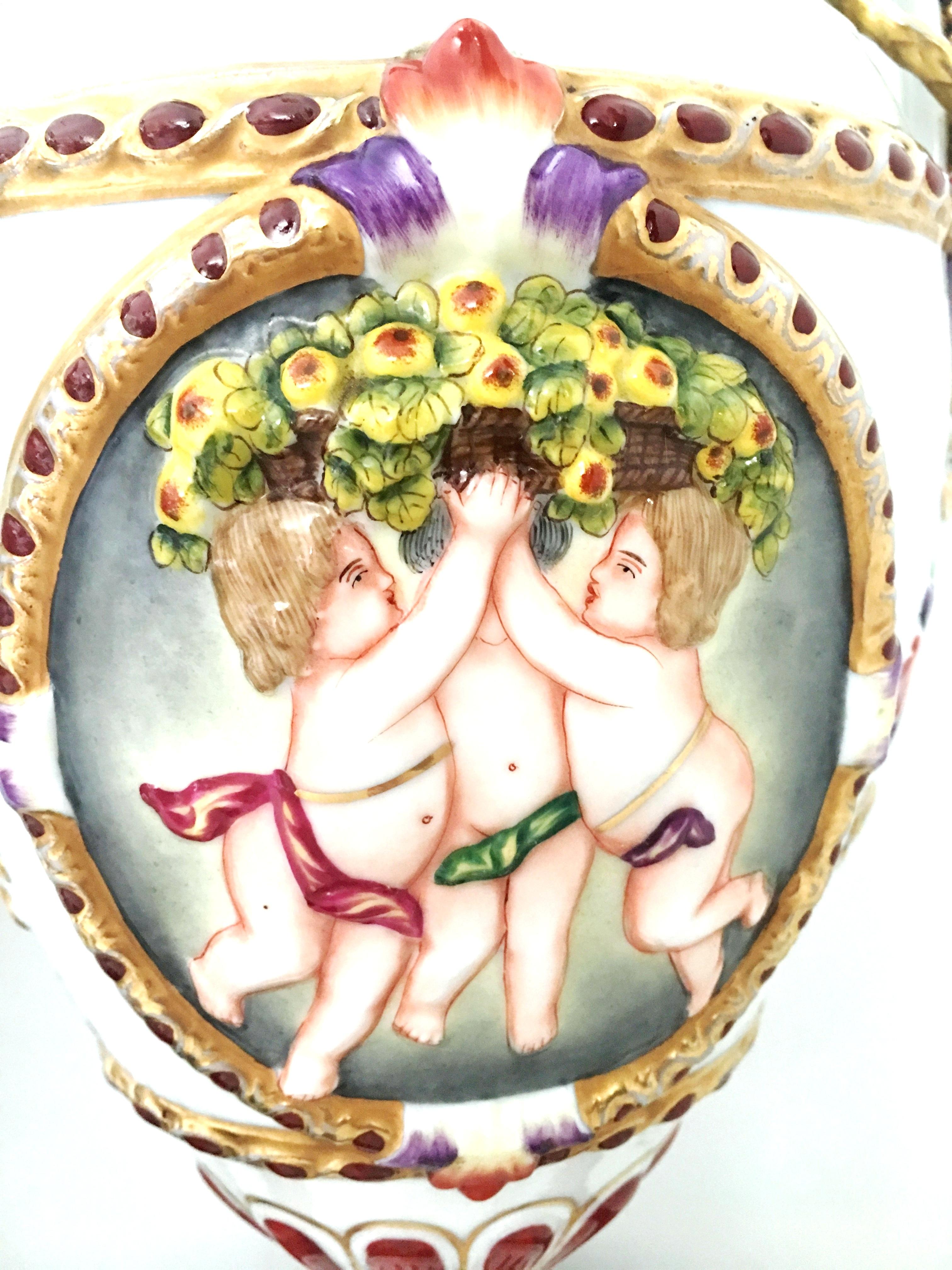 19th Century Pair Of Royal Vienna Style Porcelain Hand-Painted Portrait Lamps For Sale 5