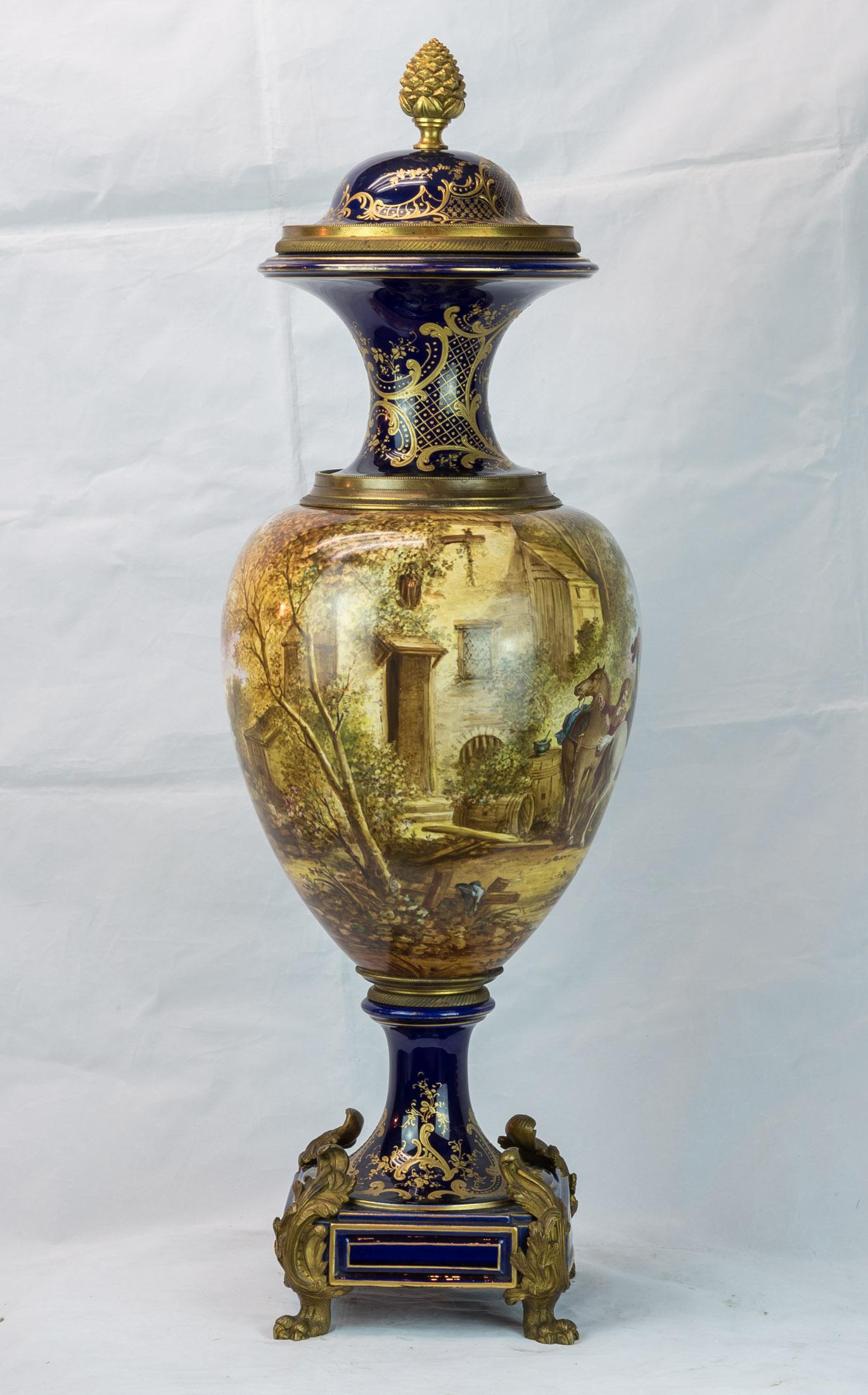 19th Century Pair of Sèvres Style Ormolu-Mounted Cobalt Blue Porcelain Vases For Sale 9