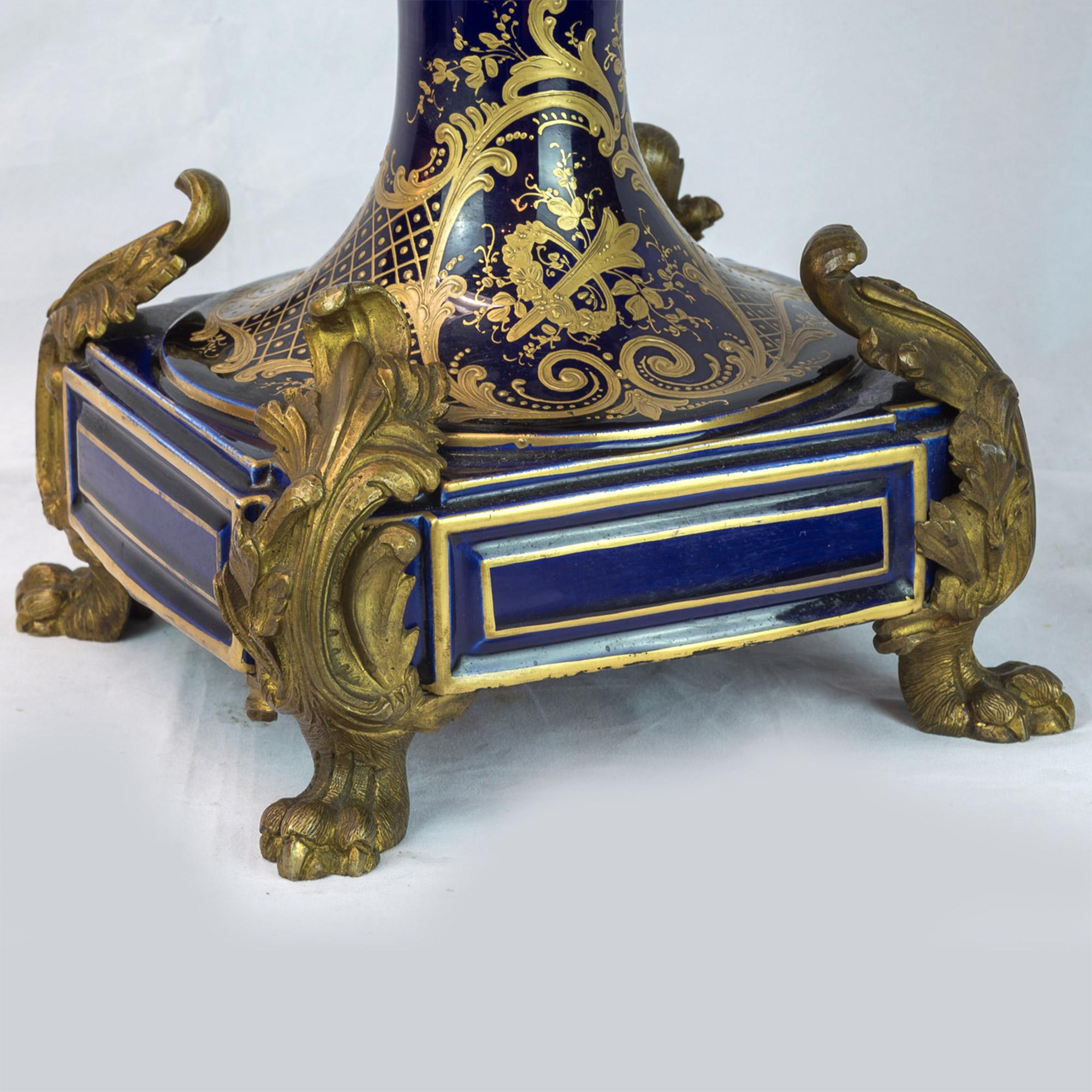 19th Century Pair of Sèvres Style Ormolu-Mounted Cobalt Blue Porcelain Vases For Sale 13