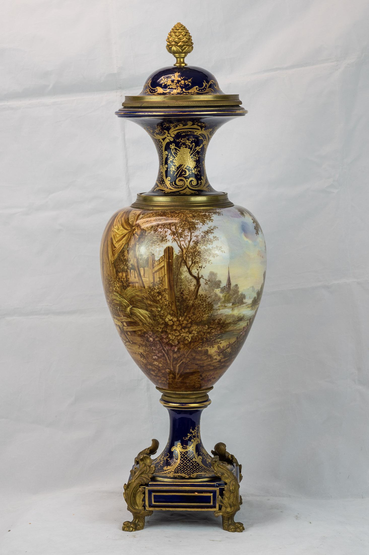 19th Century Pair of Sèvres Style Ormolu-Mounted Cobalt Blue Porcelain Vases For Sale 1