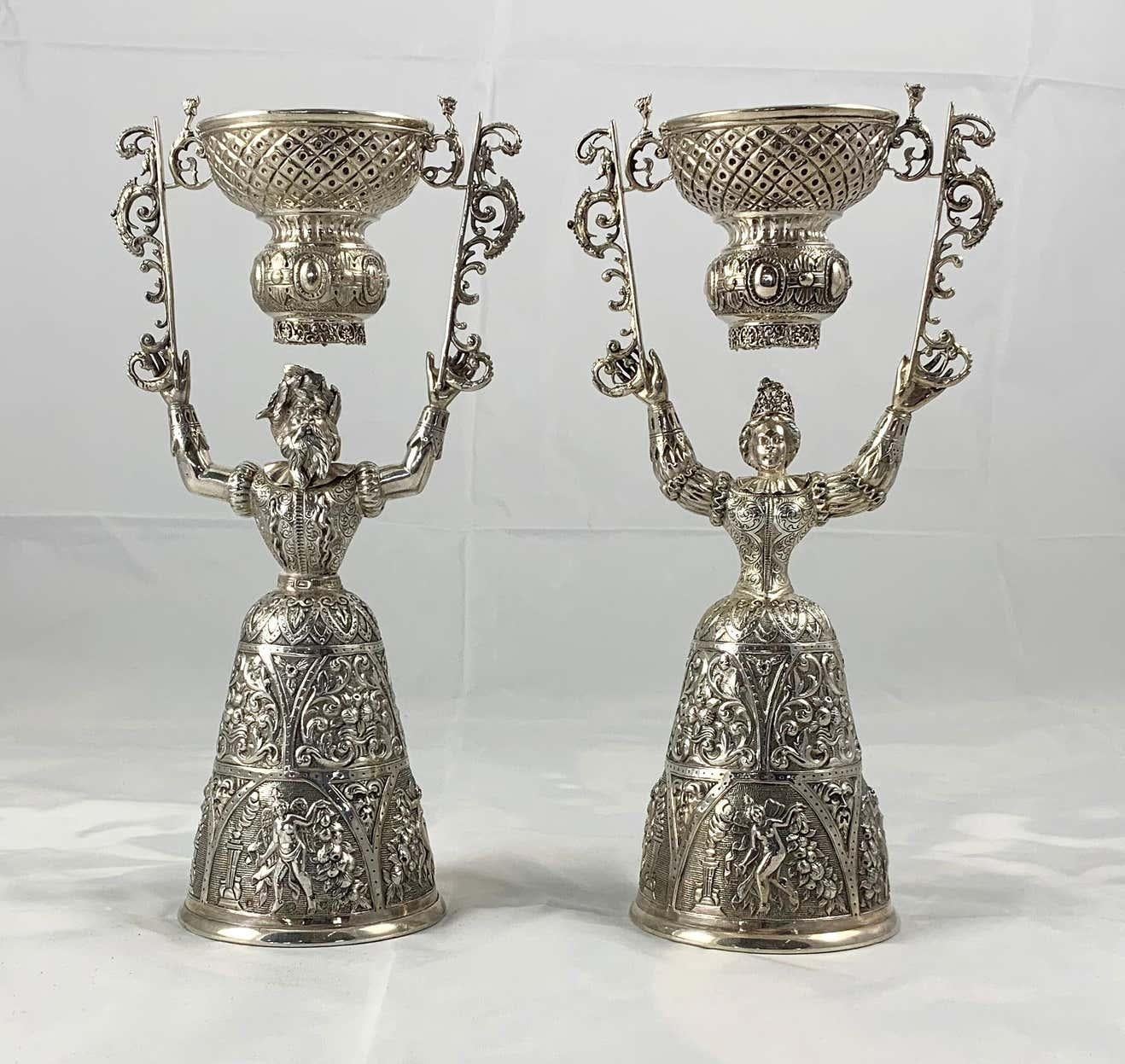 19th Century Pair of Silver Wager Cups For Sale 11