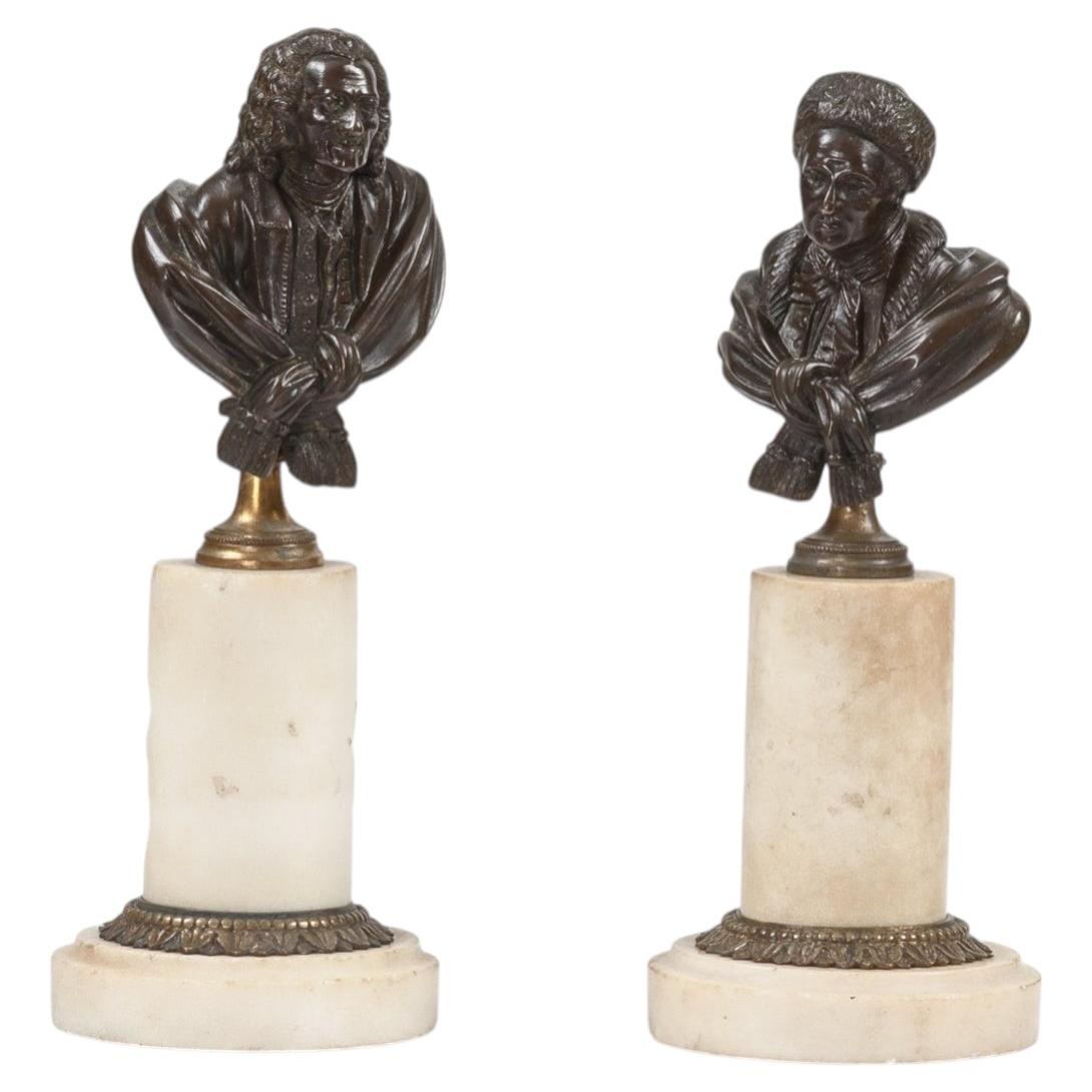 19th Century pair of small bronze busts on marble plinths For Sale