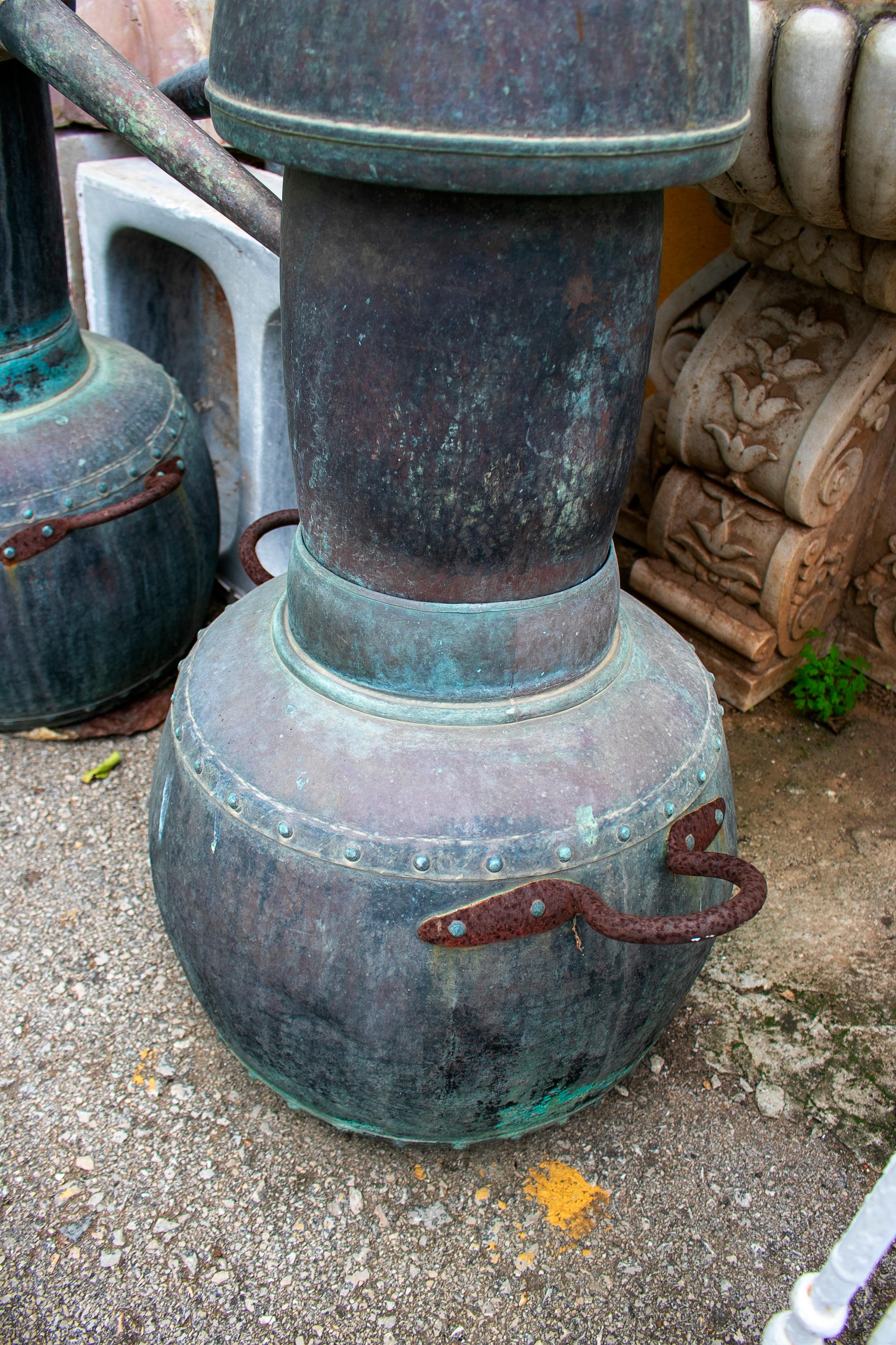 Paire de Stills Spanish Galician Copper Spirit en cuivre du 19ème siècle en vente 2
