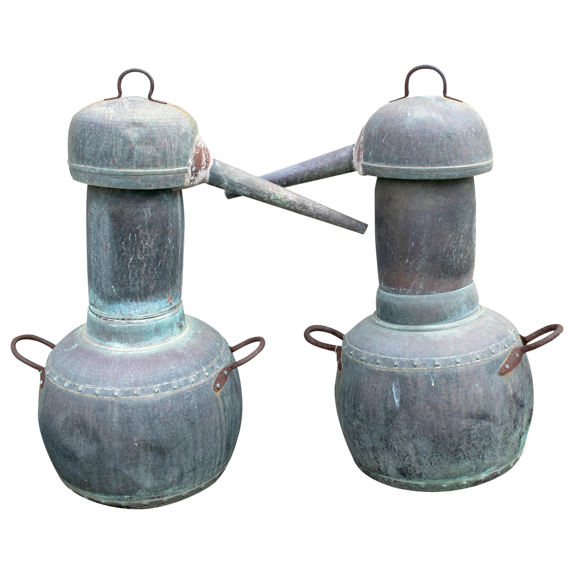 Paire de Stills Spanish Galician Copper Spirit en cuivre du 19ème siècle en vente