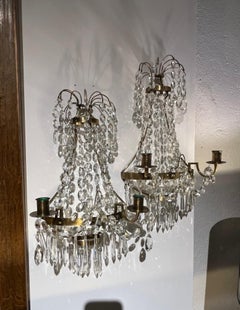19th Century Pair of Swedish Gustavian Crystal and Gilt Brass Wall Sconces
