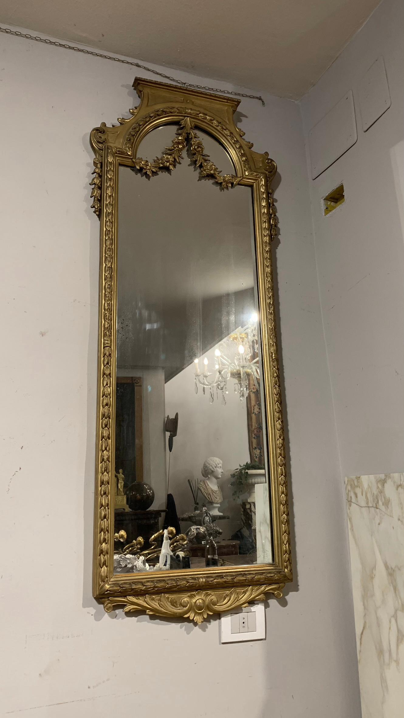 19th CENTURY PAIR OF TUSCAN MIRRORS IN NEOCLASSIC STYLE For Sale 1
