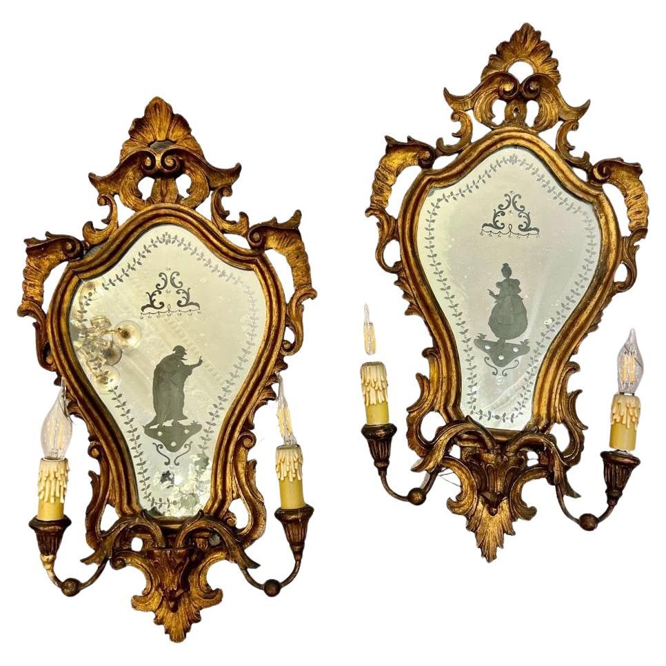 19th Century Pair of Venetian Giltwood Sconces with Engraved Glass Background For Sale