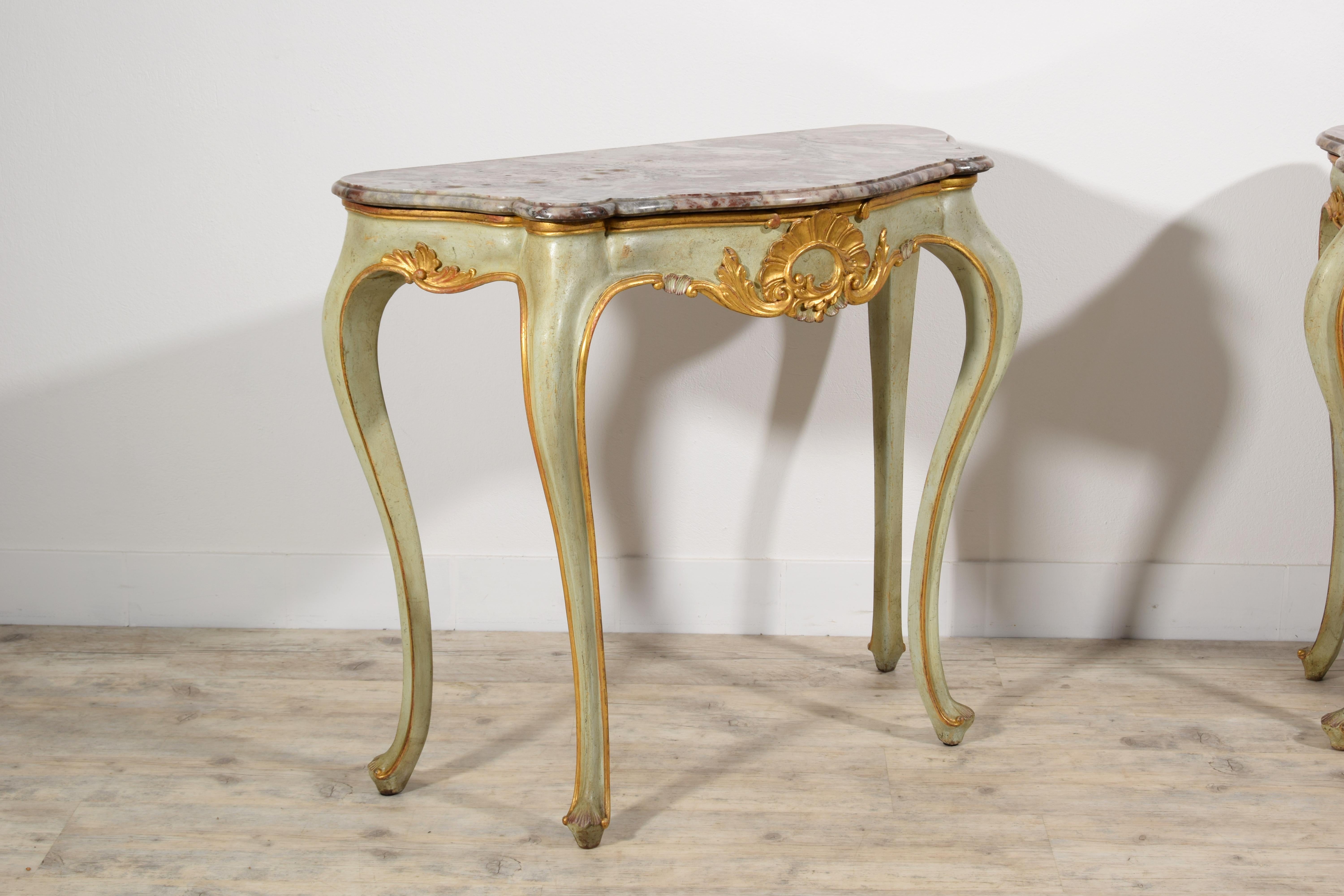 19th Century, Pair of Venetian Louis XV style Lacquered Woos Consoles For Sale 13