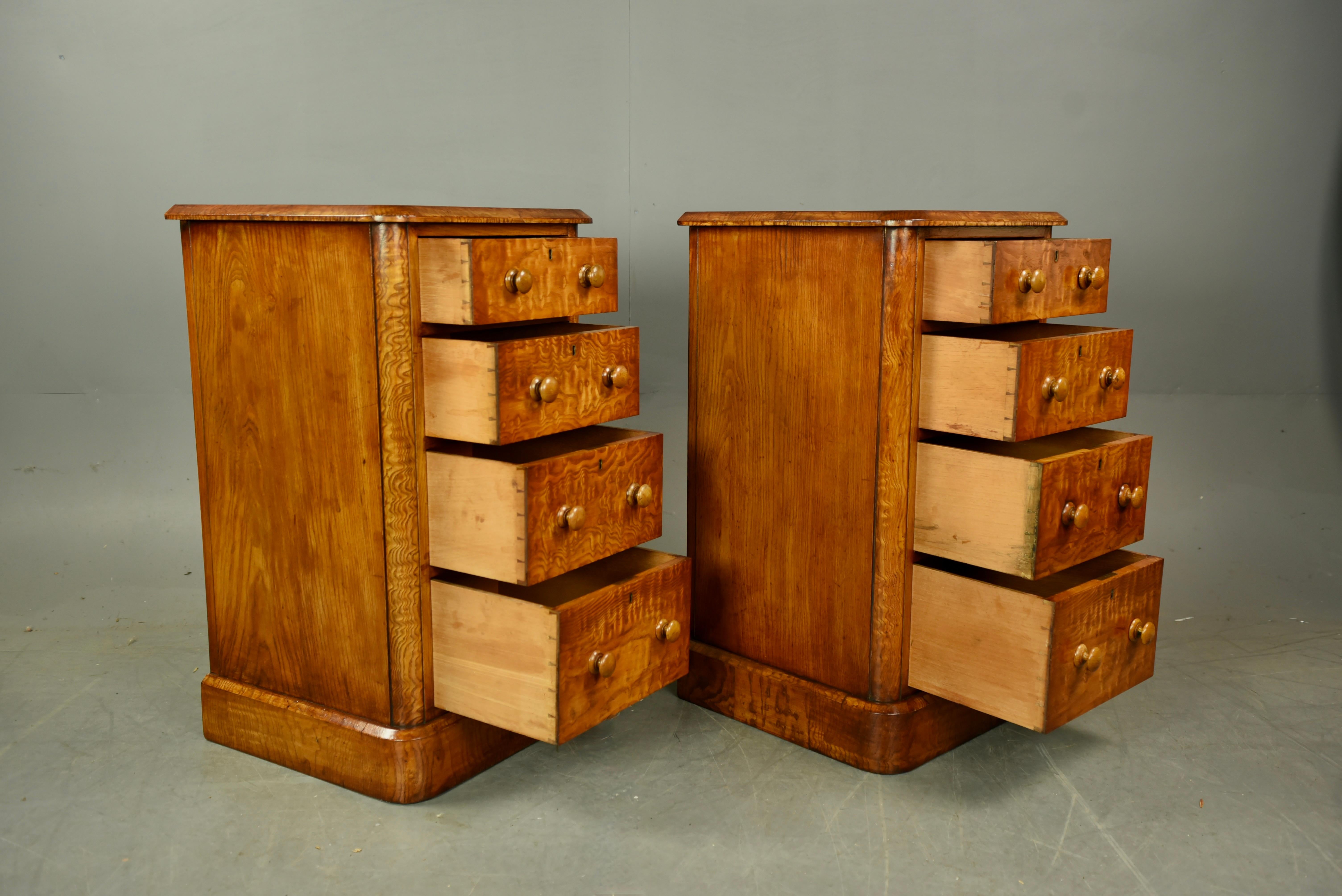 Ash 19th century pair of Victorian bedside chests of drawers night stands