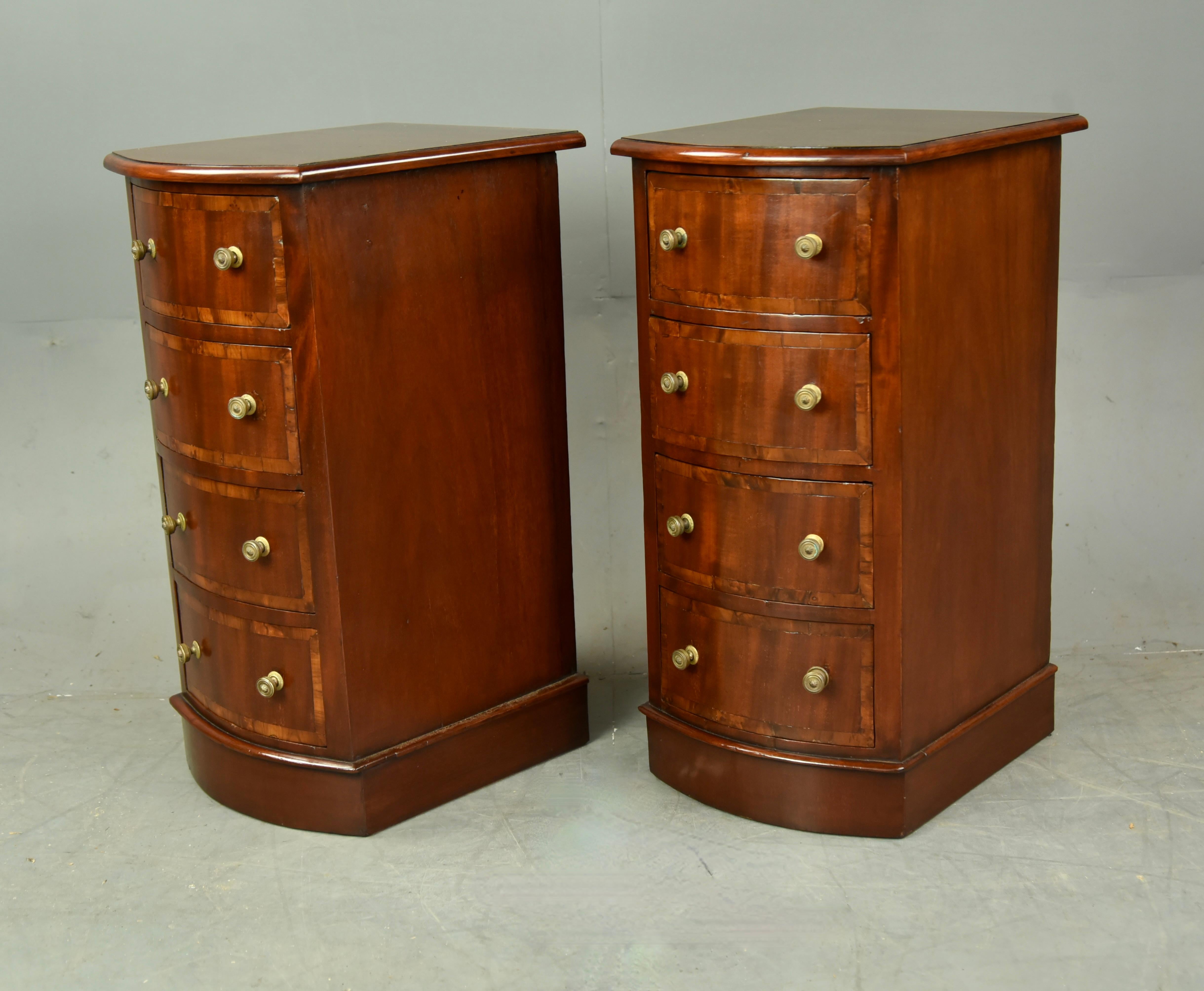 Regency 19th century pair of Victorian bow front bedside chests of drawers 