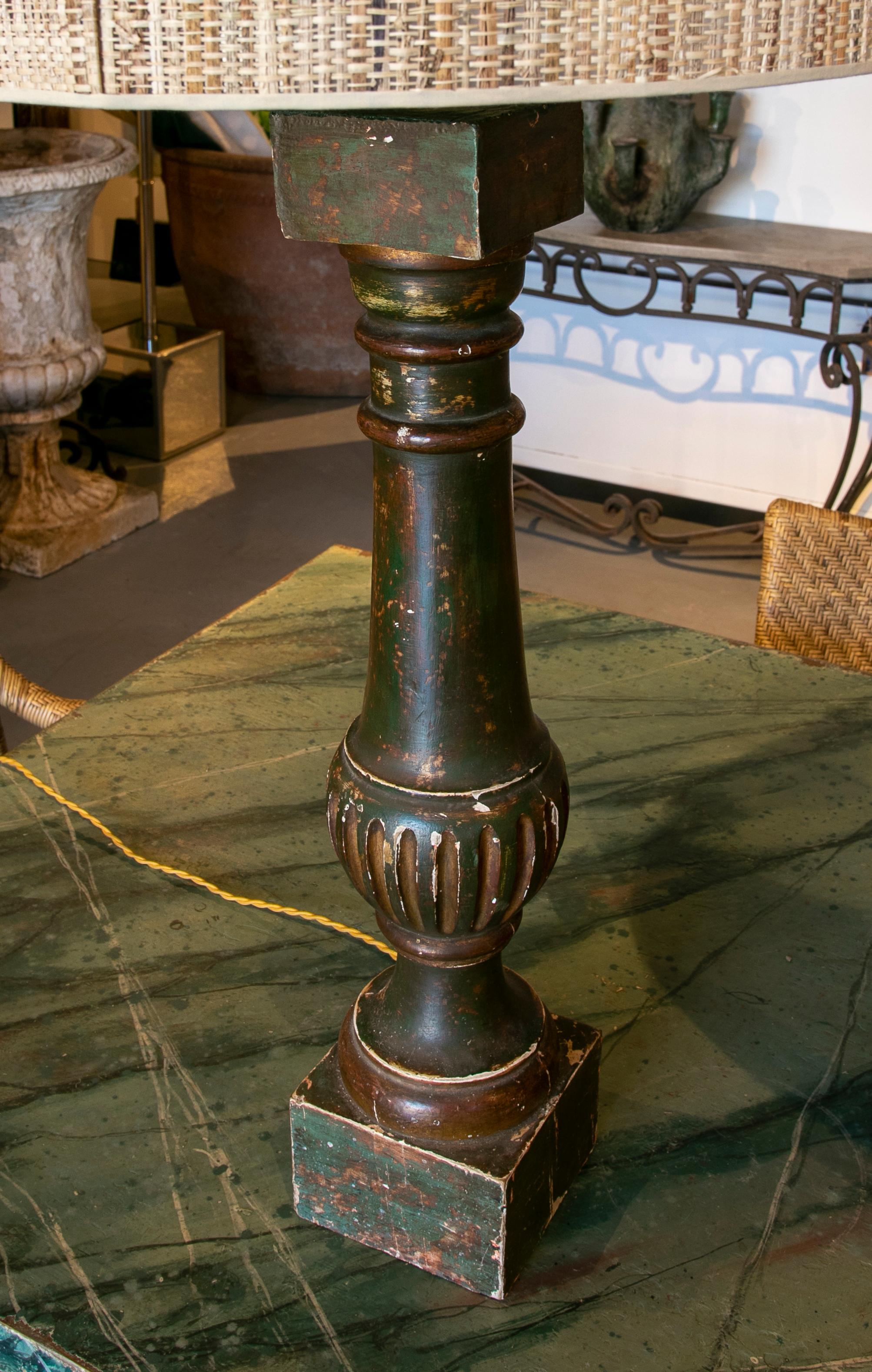 19th Century, Pair of Wooden Baluster Lamps Polychromed in Green For Sale 10