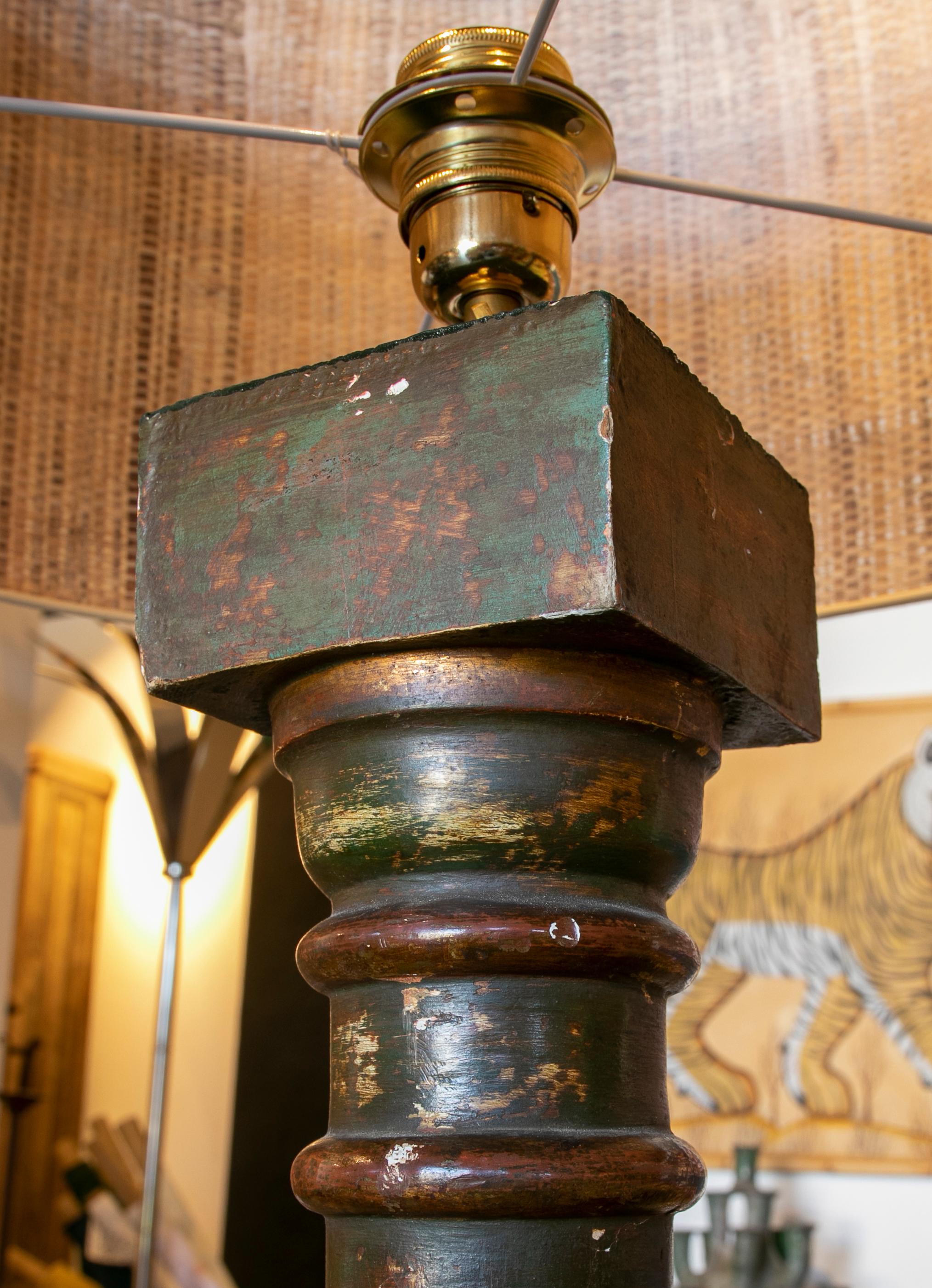 Paire de lampes à balustre en bois polychromées en vert du 19ème siècle en vente 1
