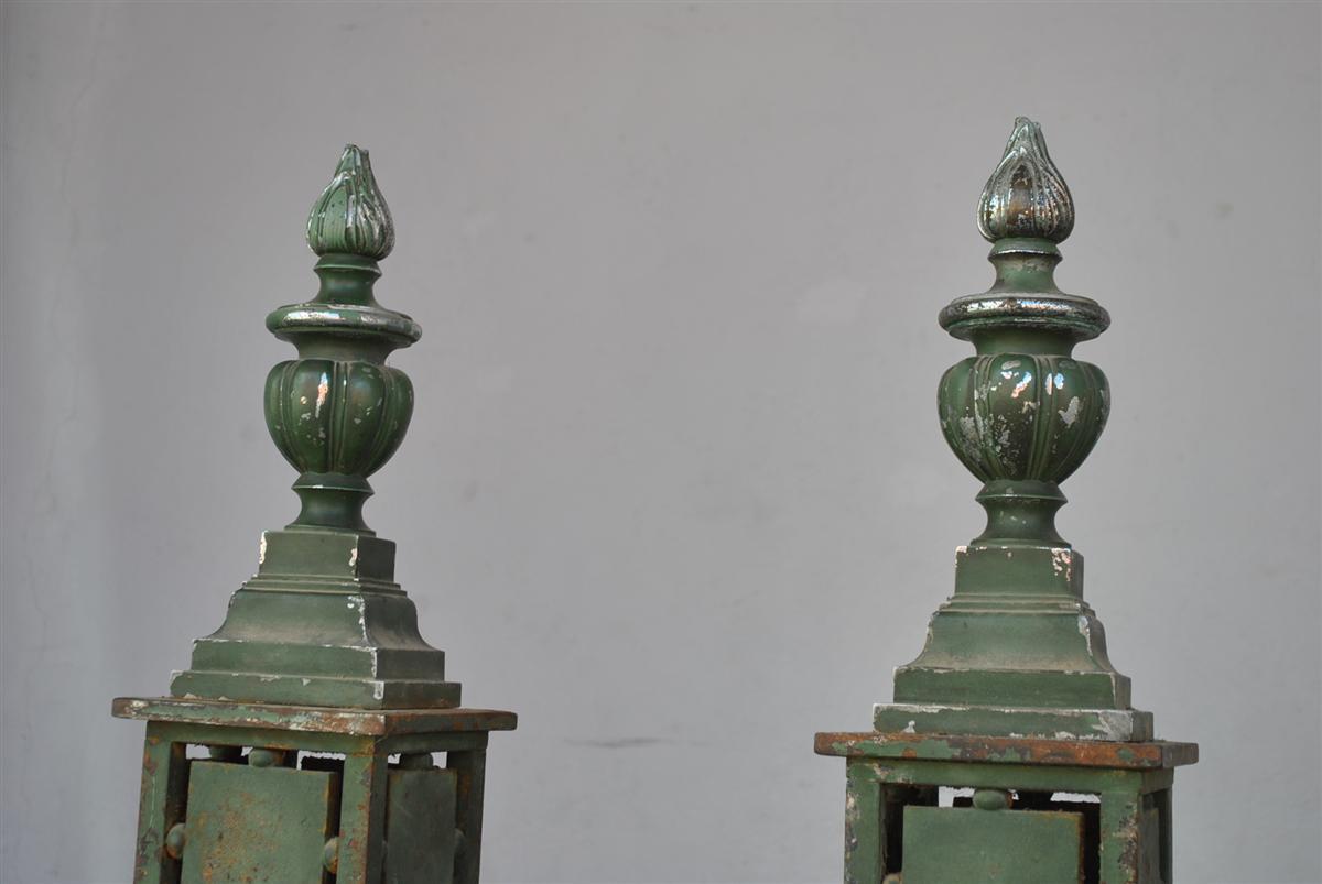19. Jahrhundert Paar Geländerfüße aus Schmiedeeisen und Bronze im Zustand „Relativ gut“ im Angebot in Marseille, FR