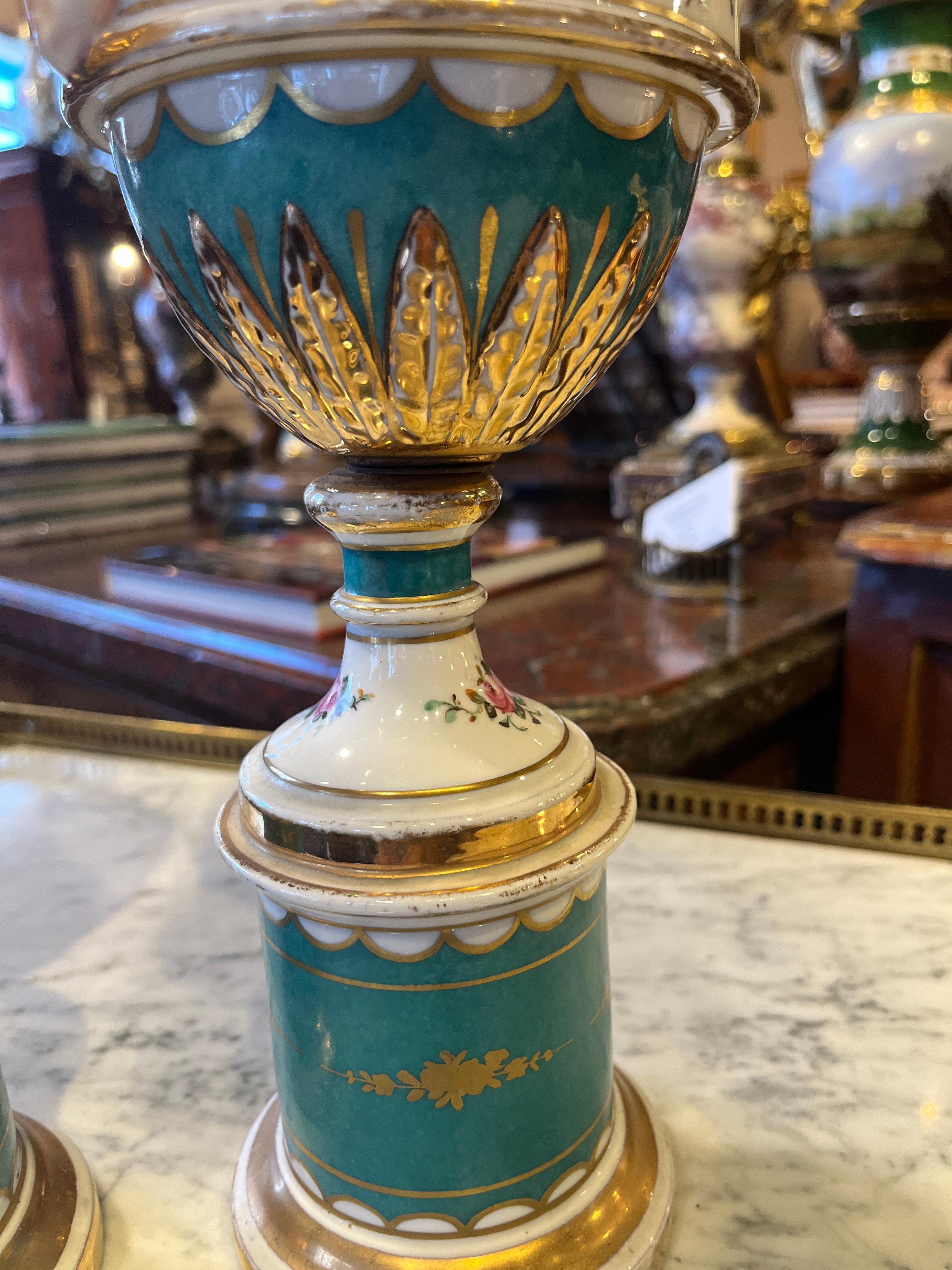 19th Century Pair Paris Porcelain Pedestal Vases For Sale 4