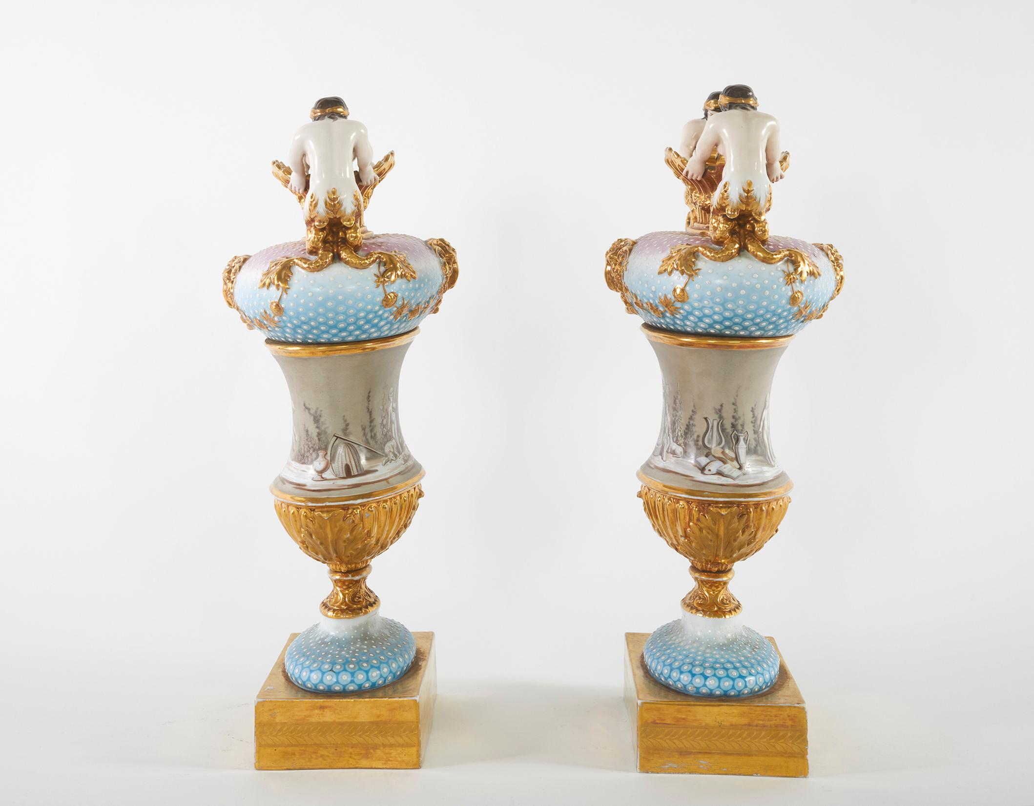 19th Century Pair Porcelain Vases / Urns For Sale 1