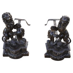Paire de Chenets en bronze sculpté du 19e siècle Lions héraldiques