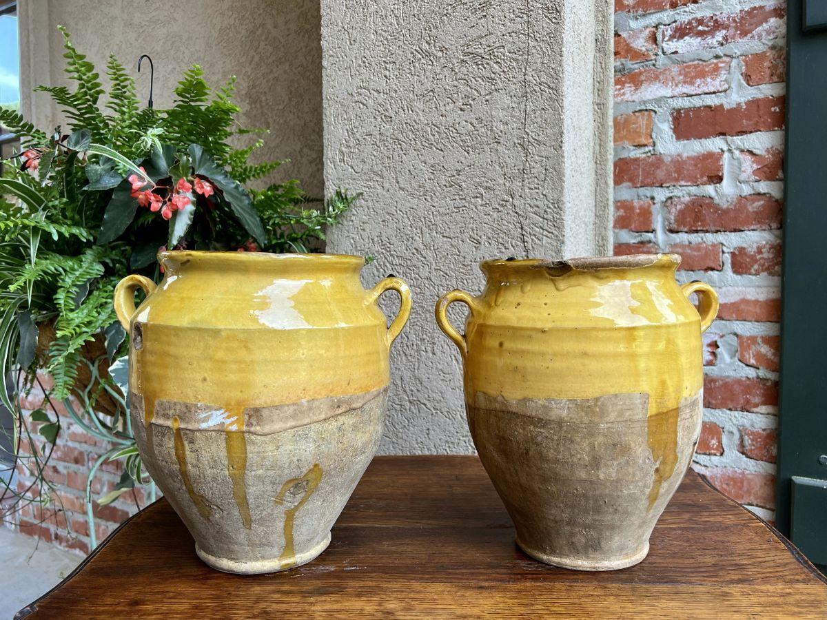 19th Century Pair Set 2 French Confit Pot Yellow Glazed Pottery Provincial In Good Condition In Shreveport, LA