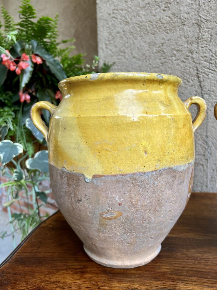 Antique Pair Set 2 French Confit Pot Yellow Glazed Pottery Provincial c1880 In Good Condition For Sale In Shreveport, LA