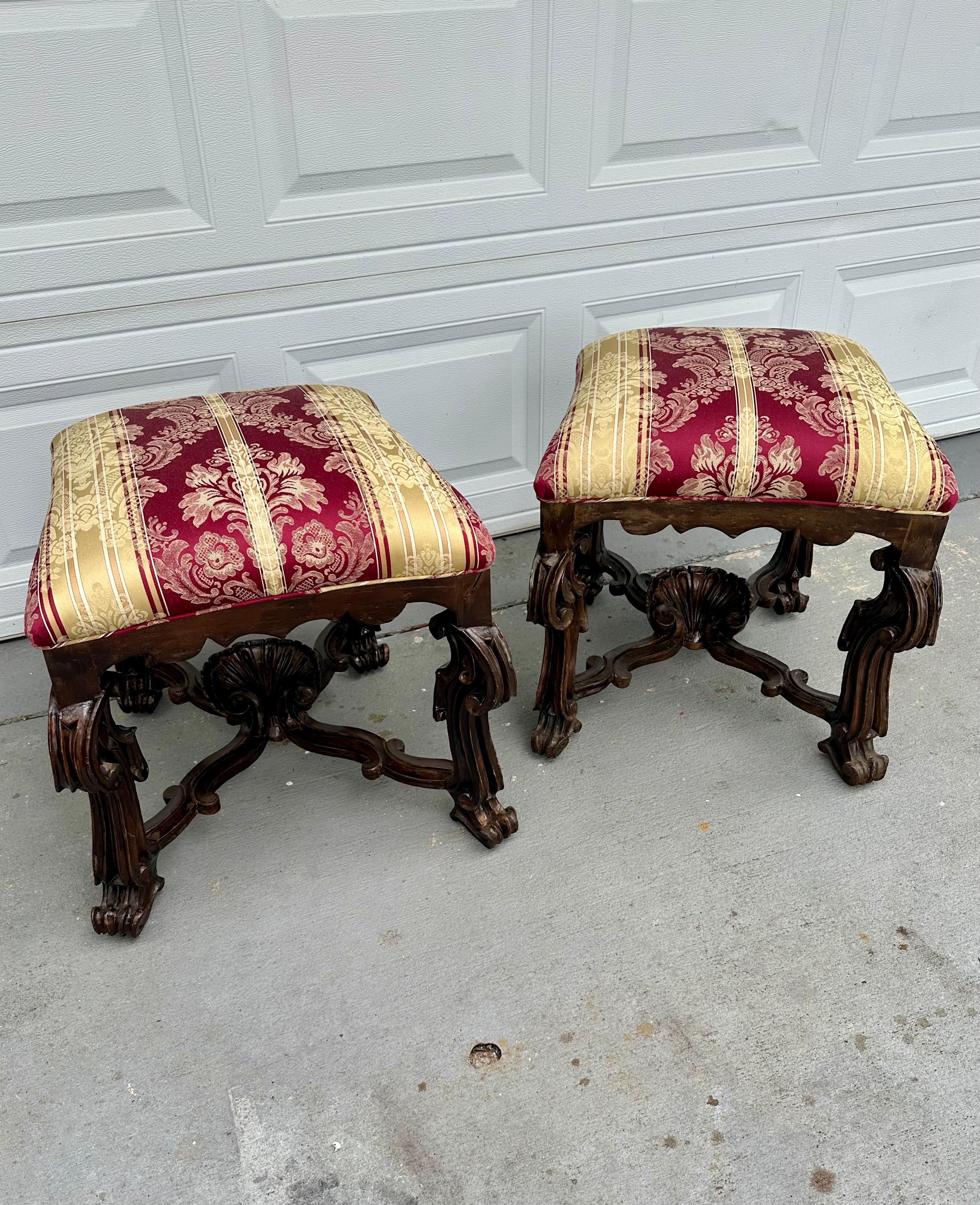 Paire de tabourets toscans Renaissance Revival du 19ème siècle en vente 2