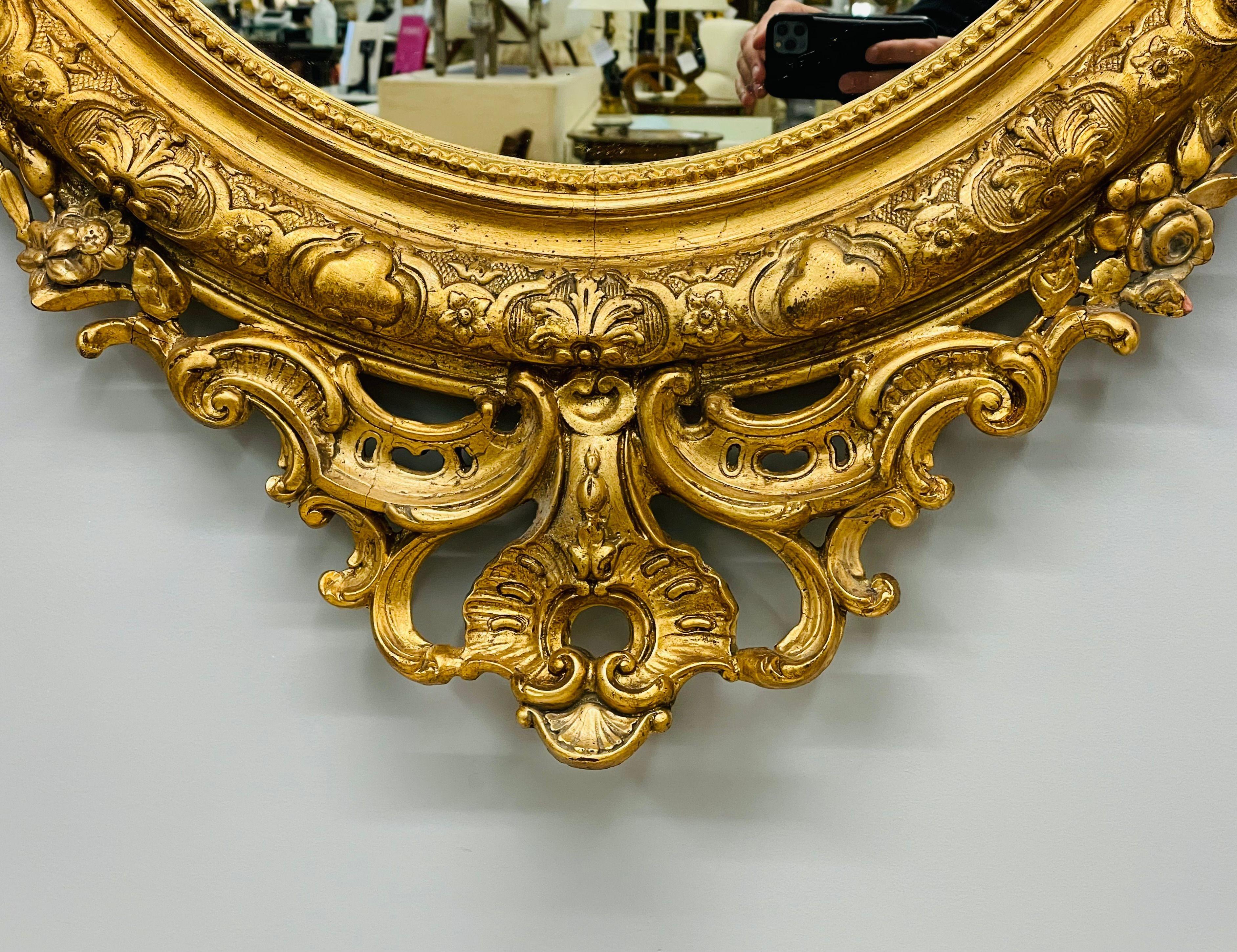 19th Century Palatial Giltwood Wall or Console Mirror Adorning Three Cherubs For Sale 7