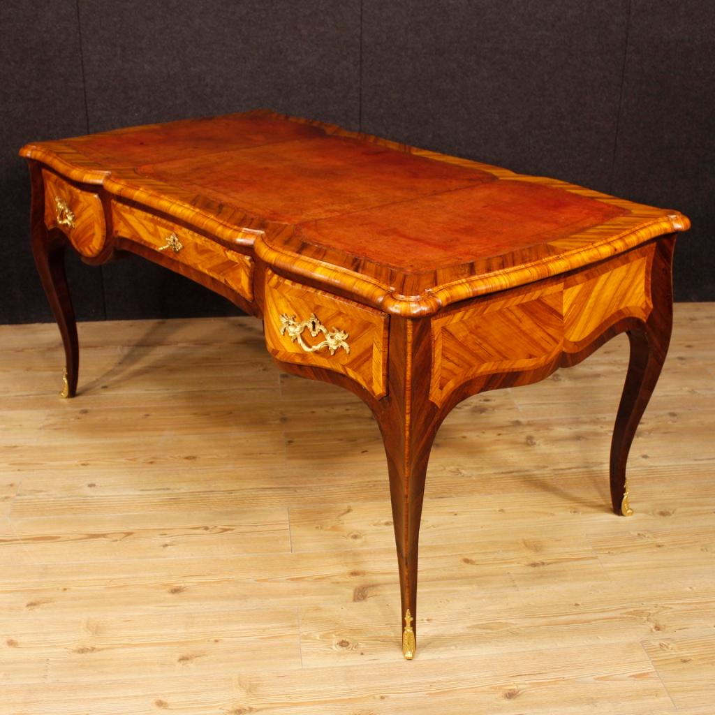 19th Century Palisander, Rosewood, Walnut French Writing Desk, 1870 In Good Condition In Vicoforte, Piedmont