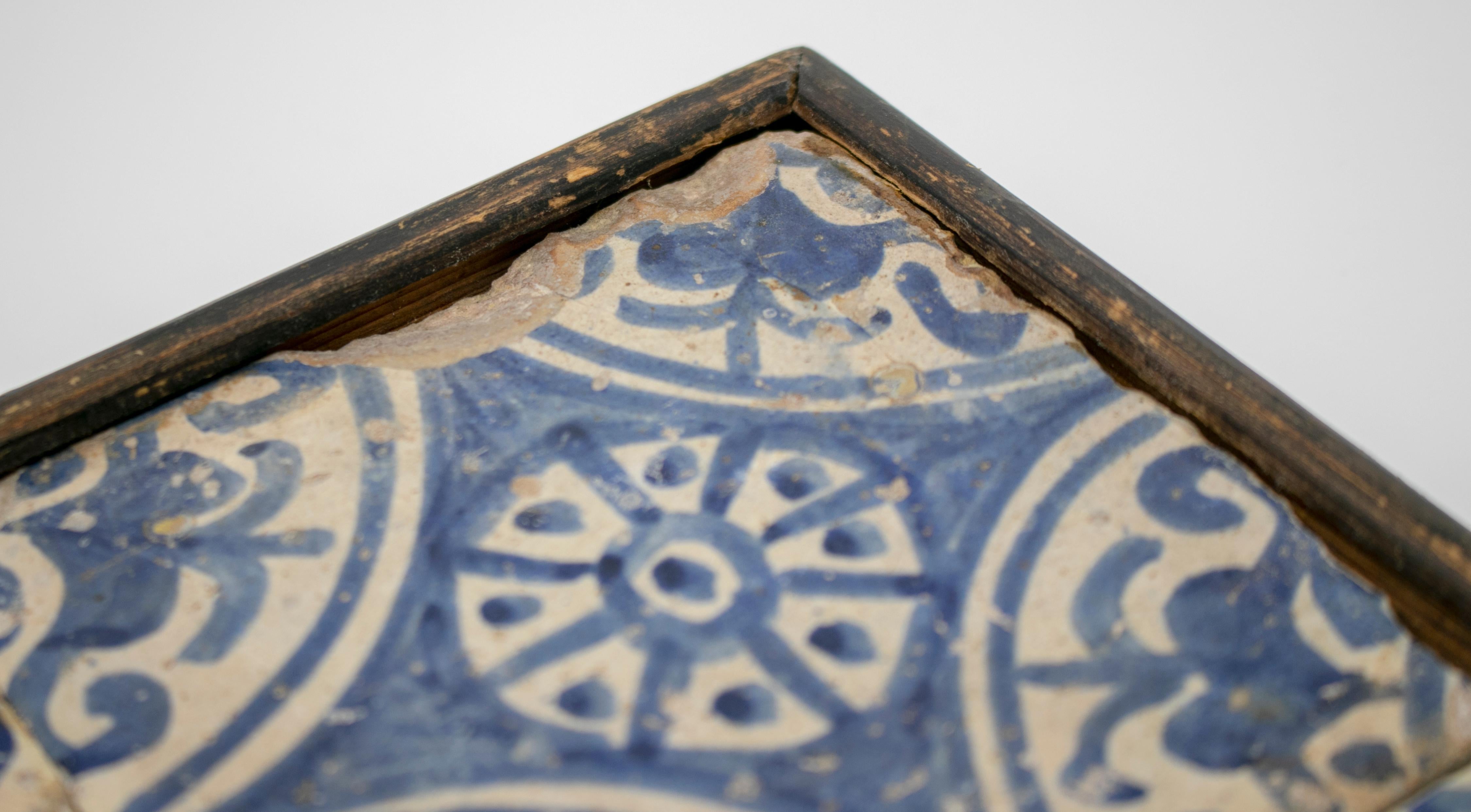 19th Century Panel with Four Spanish Glazed Manises Blue Cobalt Painted Tiles In Good Condition In Marbella, ES