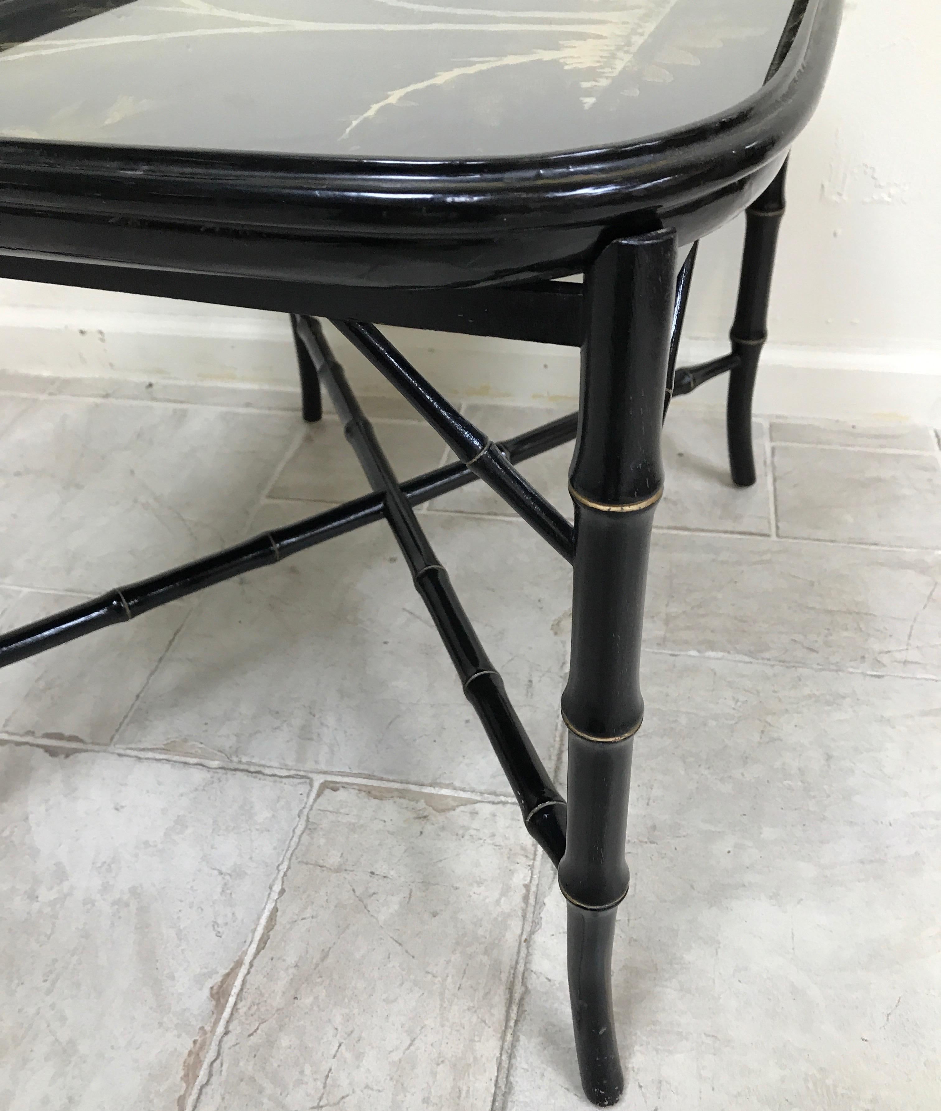 19th Century Paper Mâché Cocktail Tray Table In Good Condition For Sale In West Palm Beach, FL