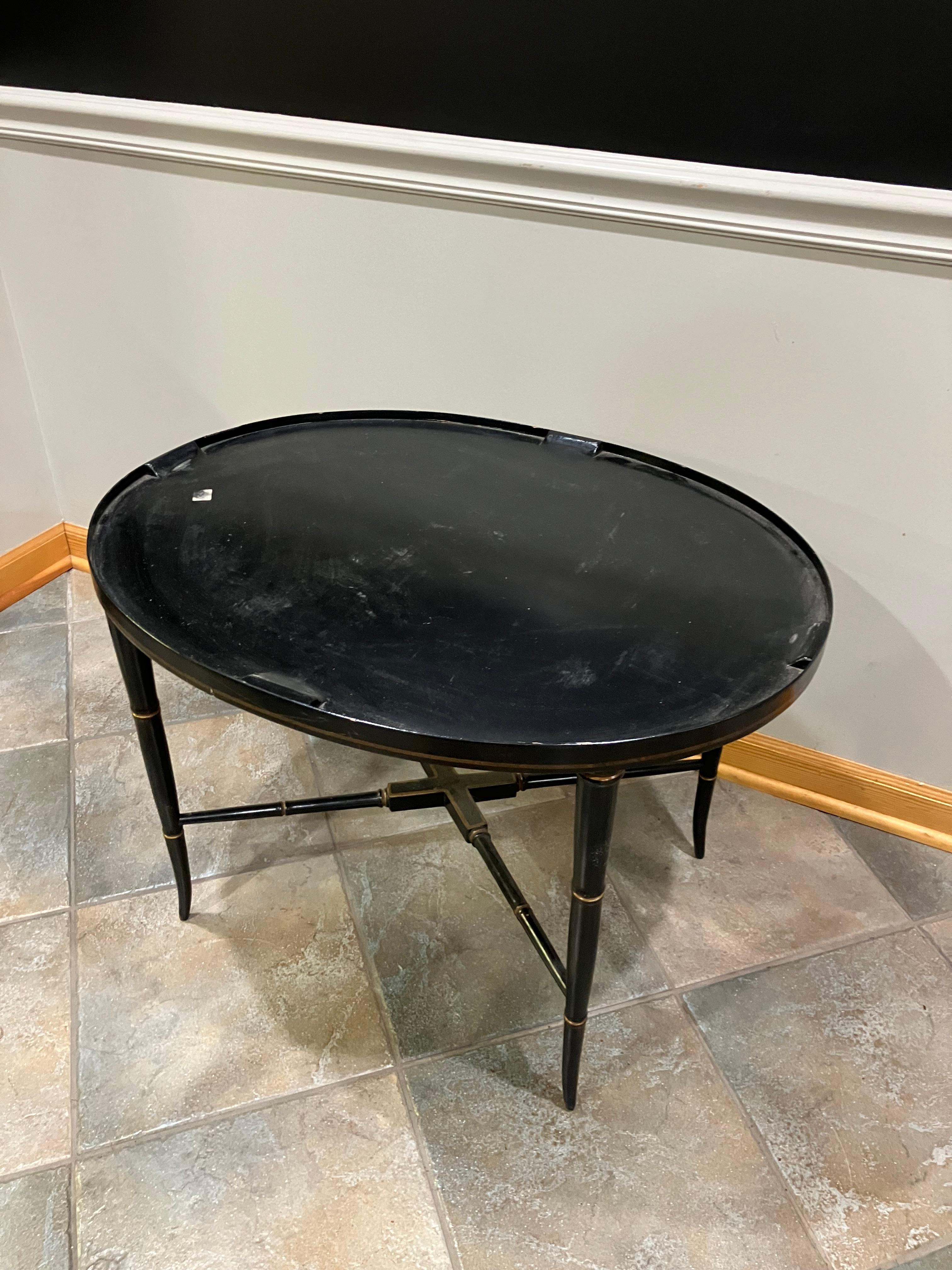 American 19th Century Papier-Mâché Coffee Table with Mother-of-Pearl Inlay For Sale