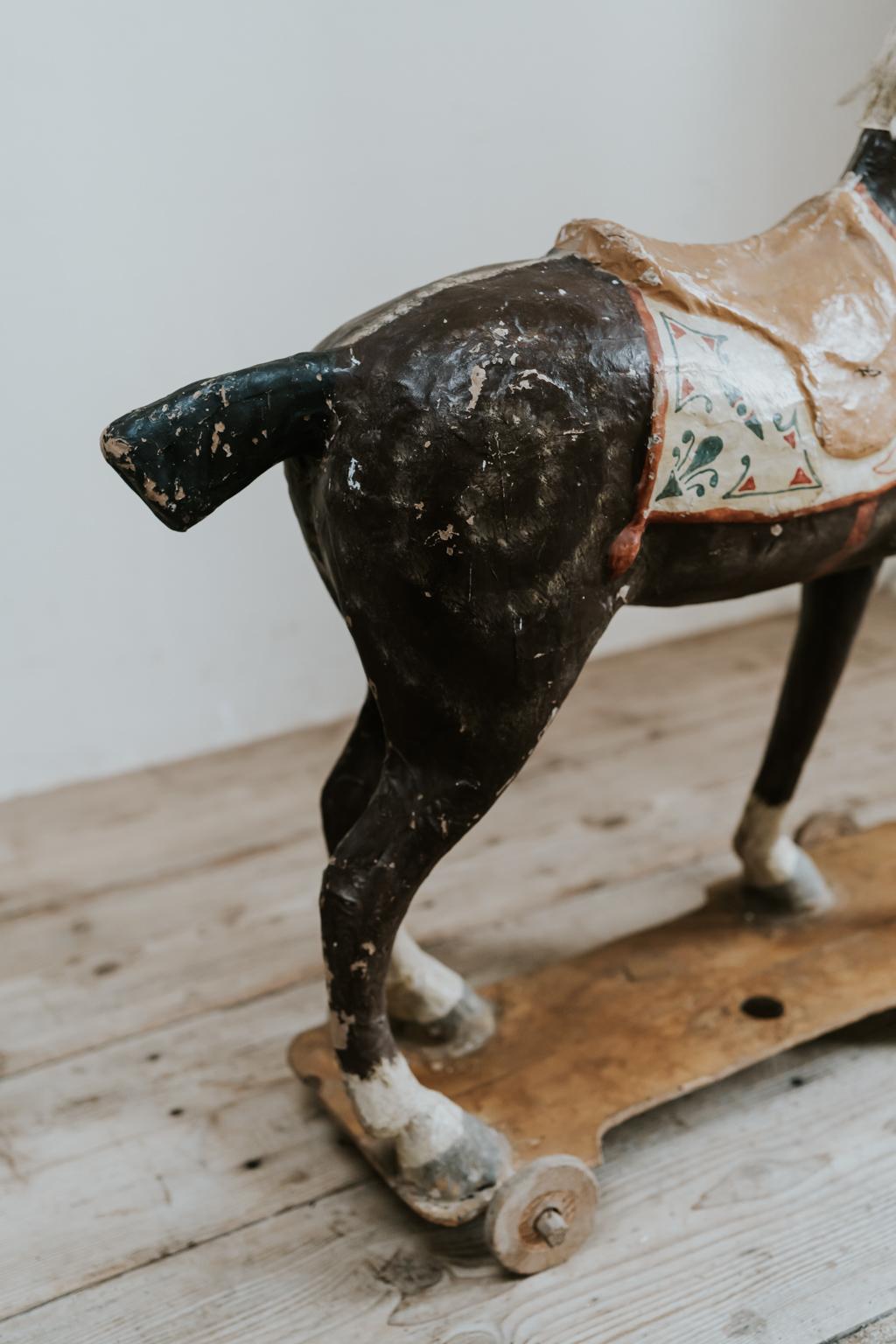 19th Century Papier Mâché Toy Horse In Good Condition For Sale In Brecht, BE