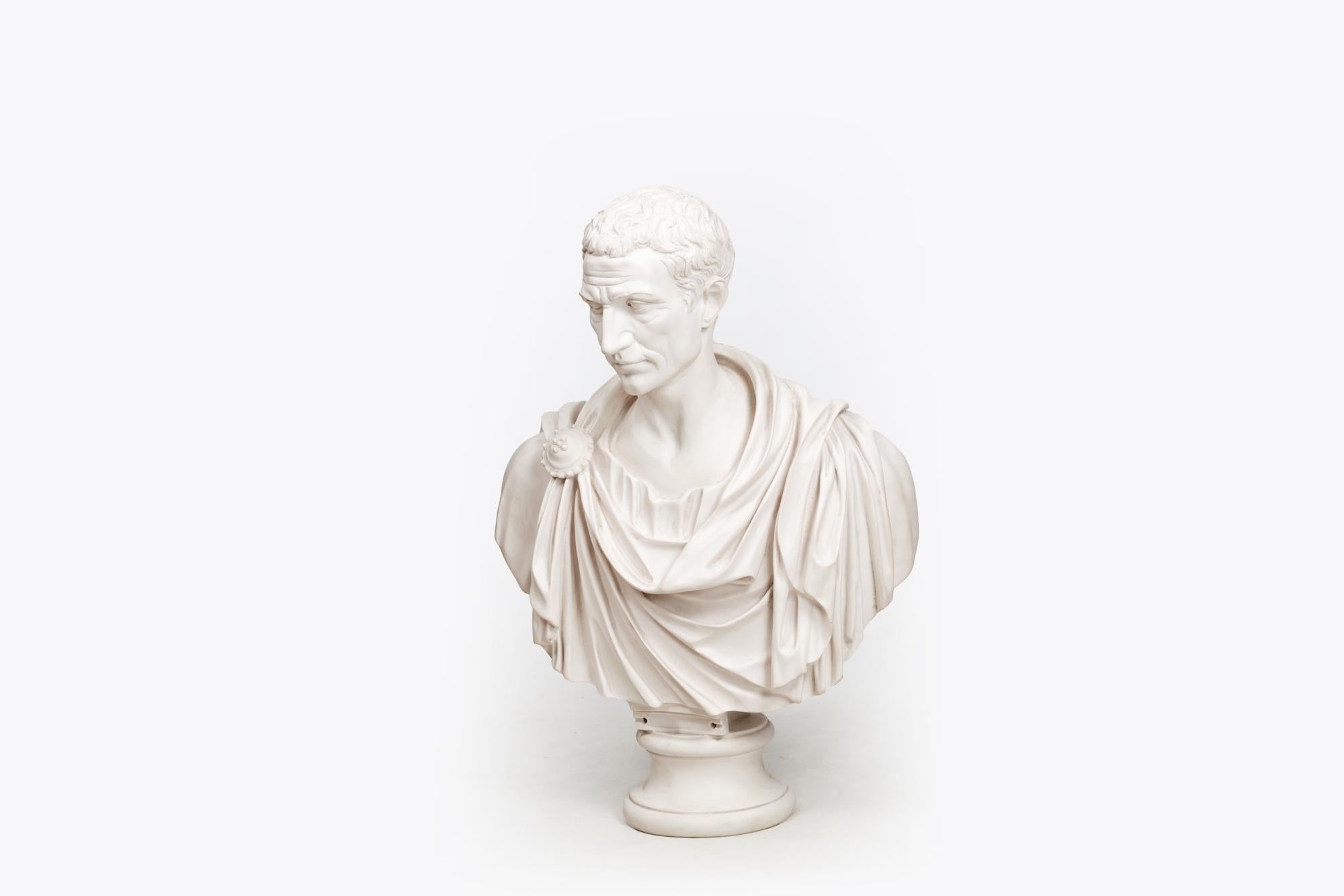 Parianische Warenbüste von Julius Caesar aus dem 19. Jahrhundert (Neoklassisch) im Angebot