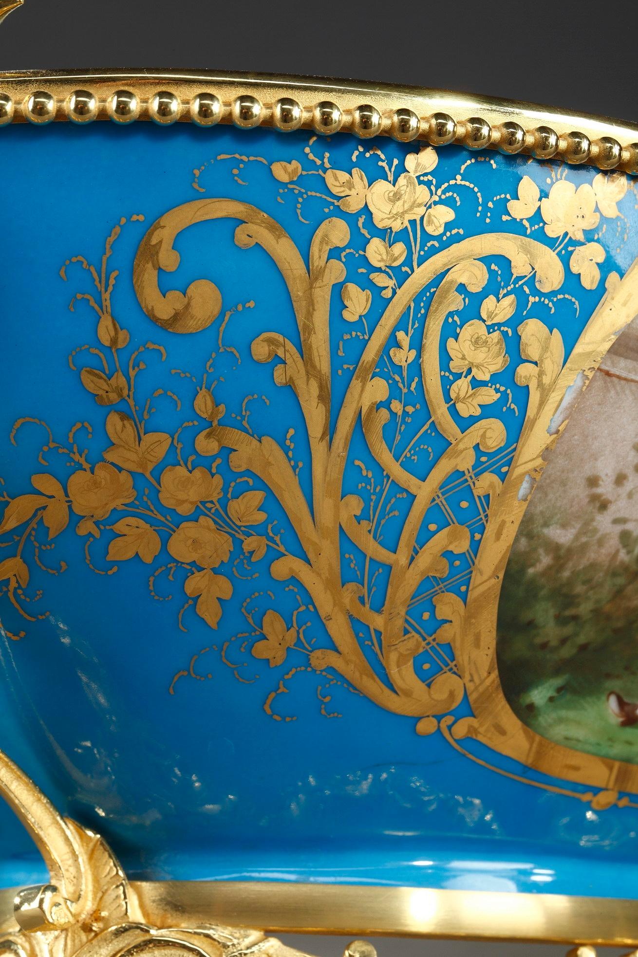 19th Century Paris Porcelain Cup With Gallant Scene 6