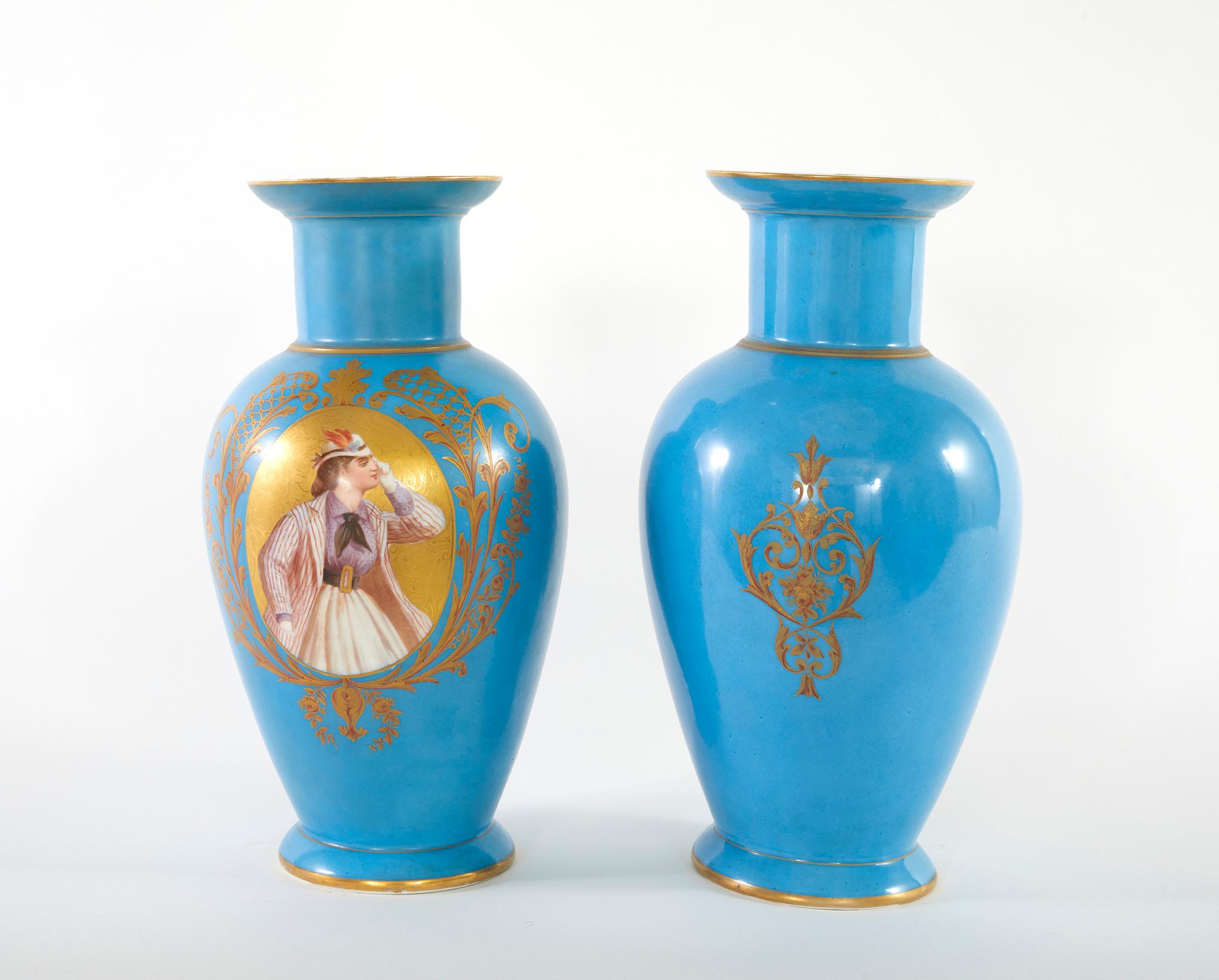 Mid-19th Century 19th Century Paris Porcelain Pair Vases For Sale
