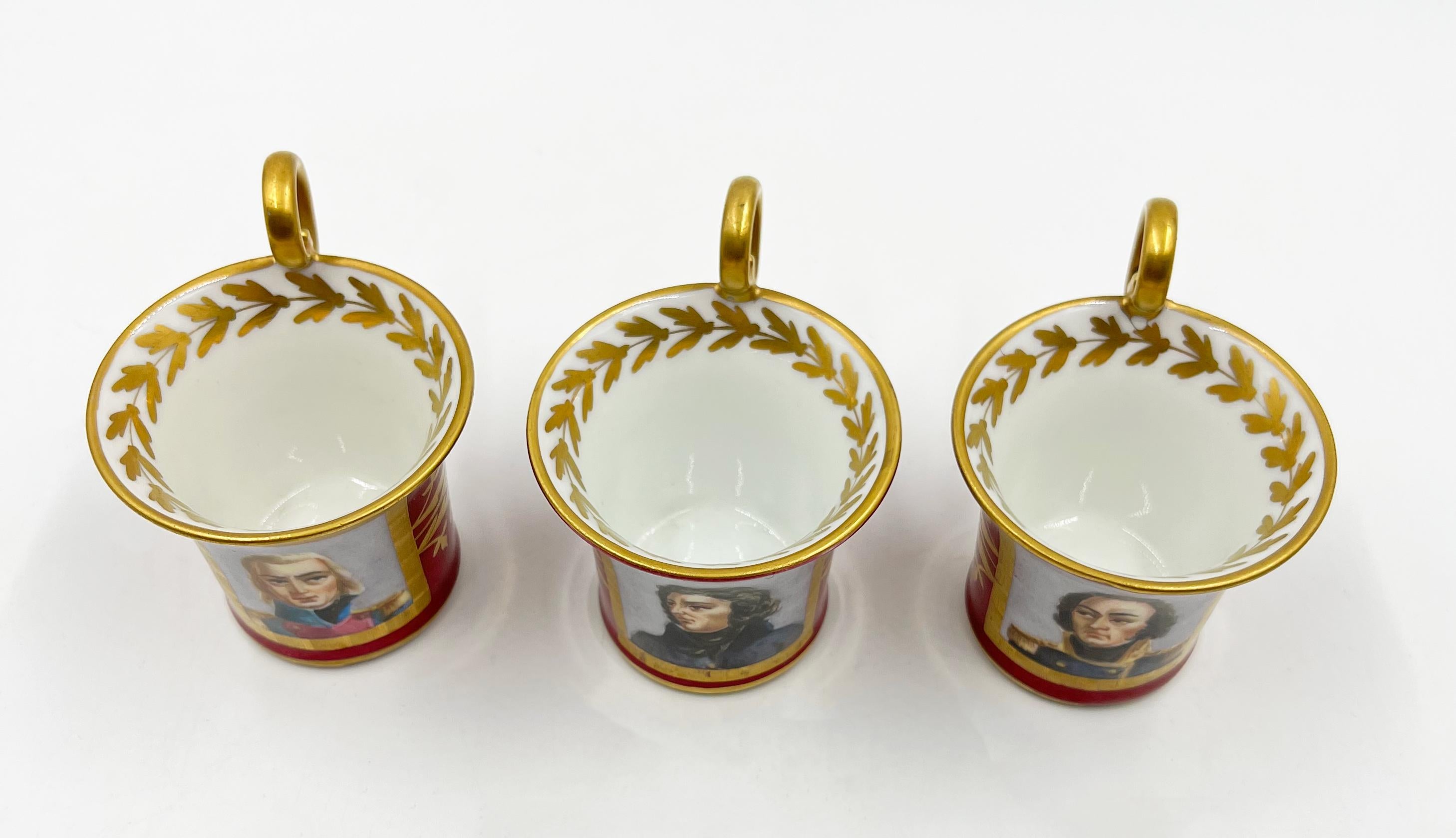 19th Century Paris Porcelain Tea Set Featuring Napoleonic Portraits For Sale 5