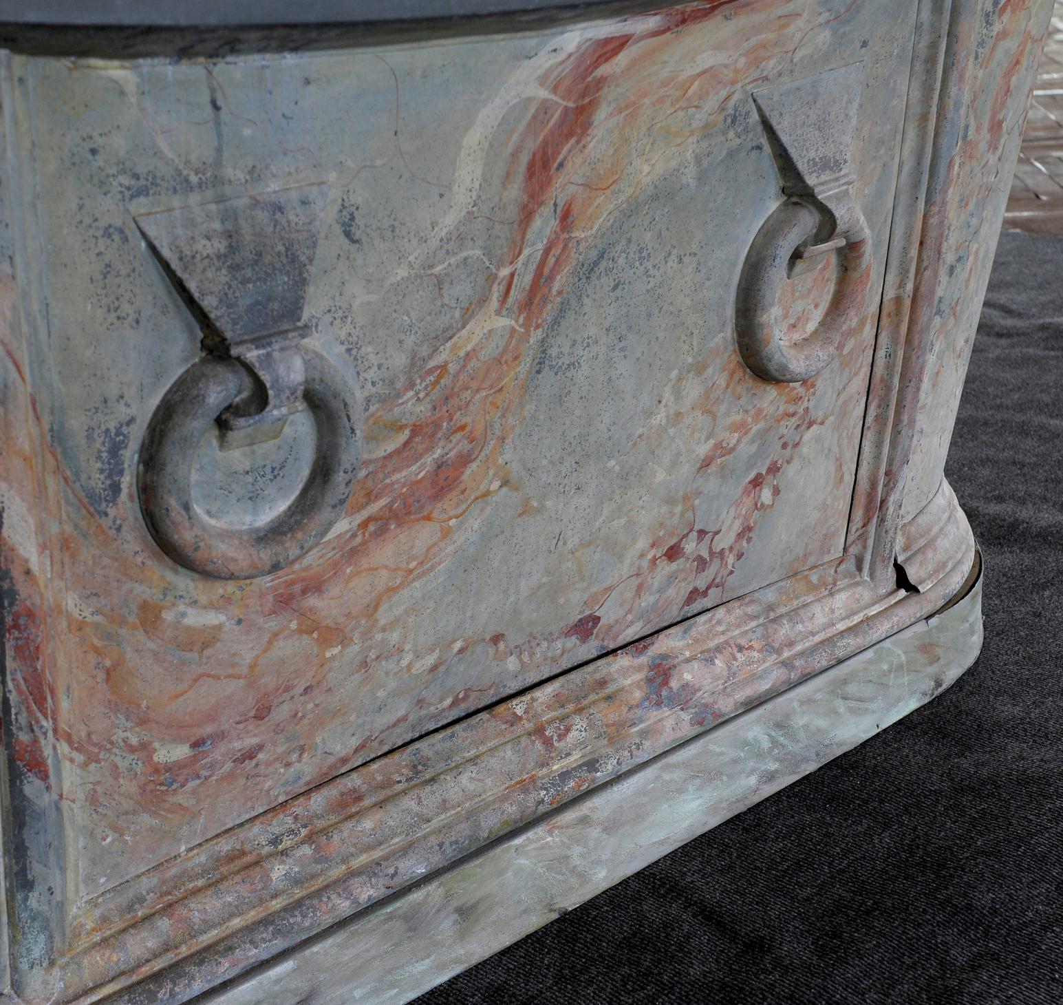 19th Century Parisian Faux Marble Painted Zinc Bathtub For Sale 2