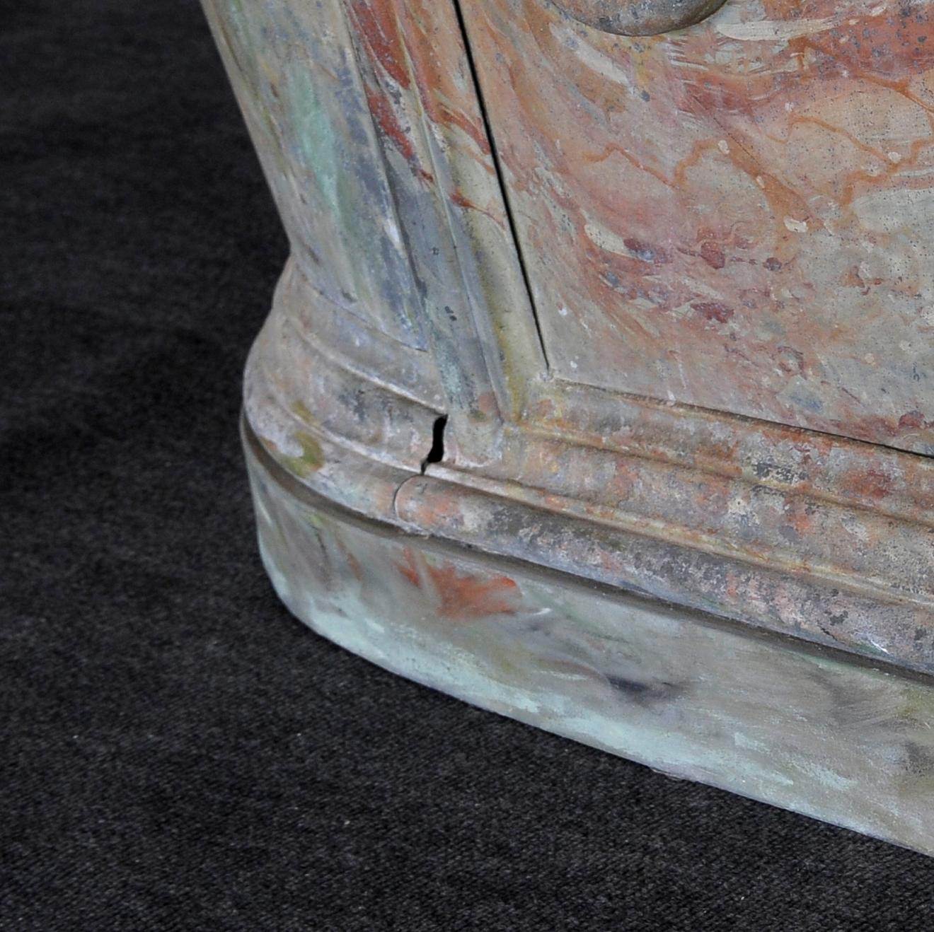 19th Century Parisian Faux Marble Painted Zinc Bathtub For Sale 7