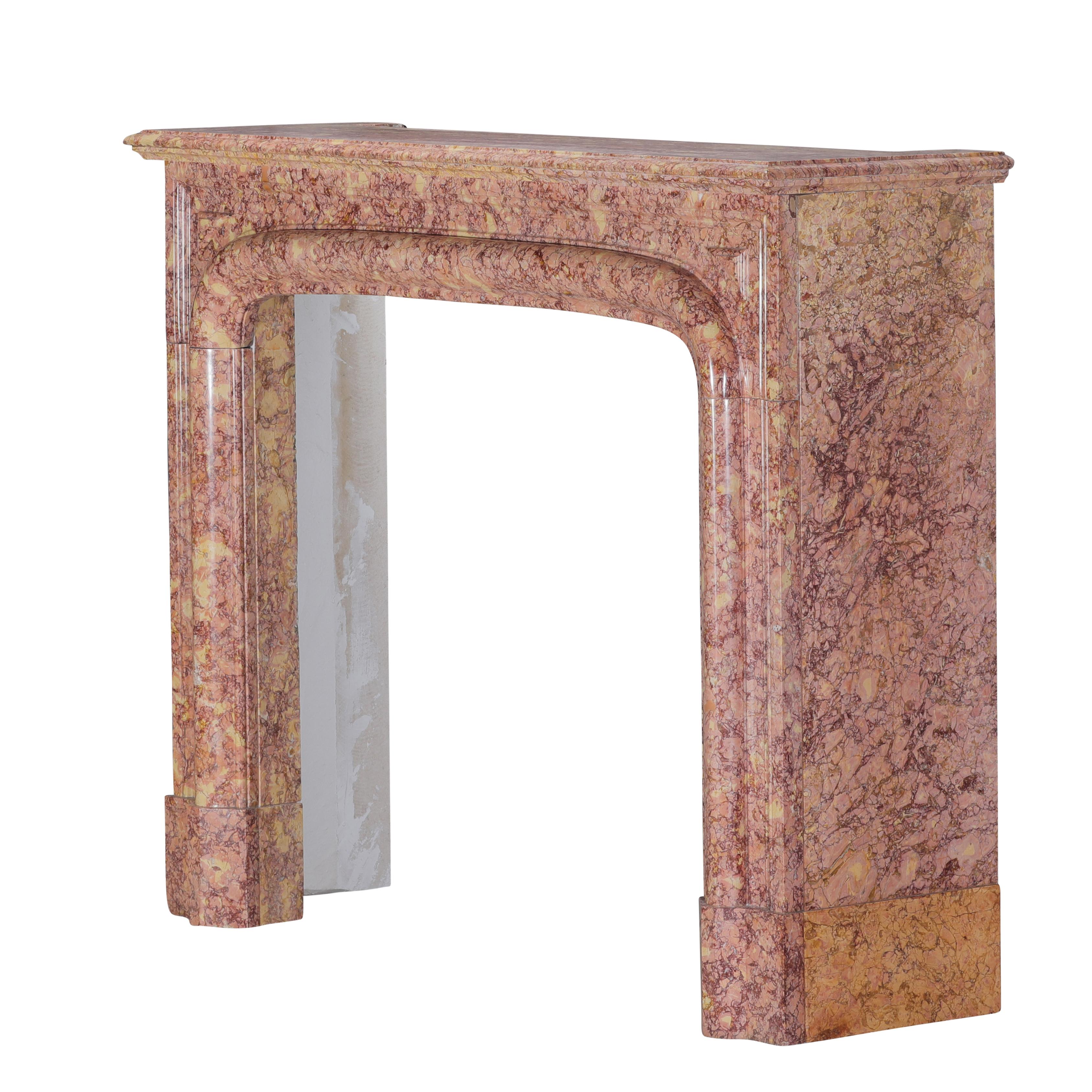 19th Century Parisian Style Fireplace Surround In Brocatelle Marble Luxus Design In Good Condition For Sale In Beervelde, BE